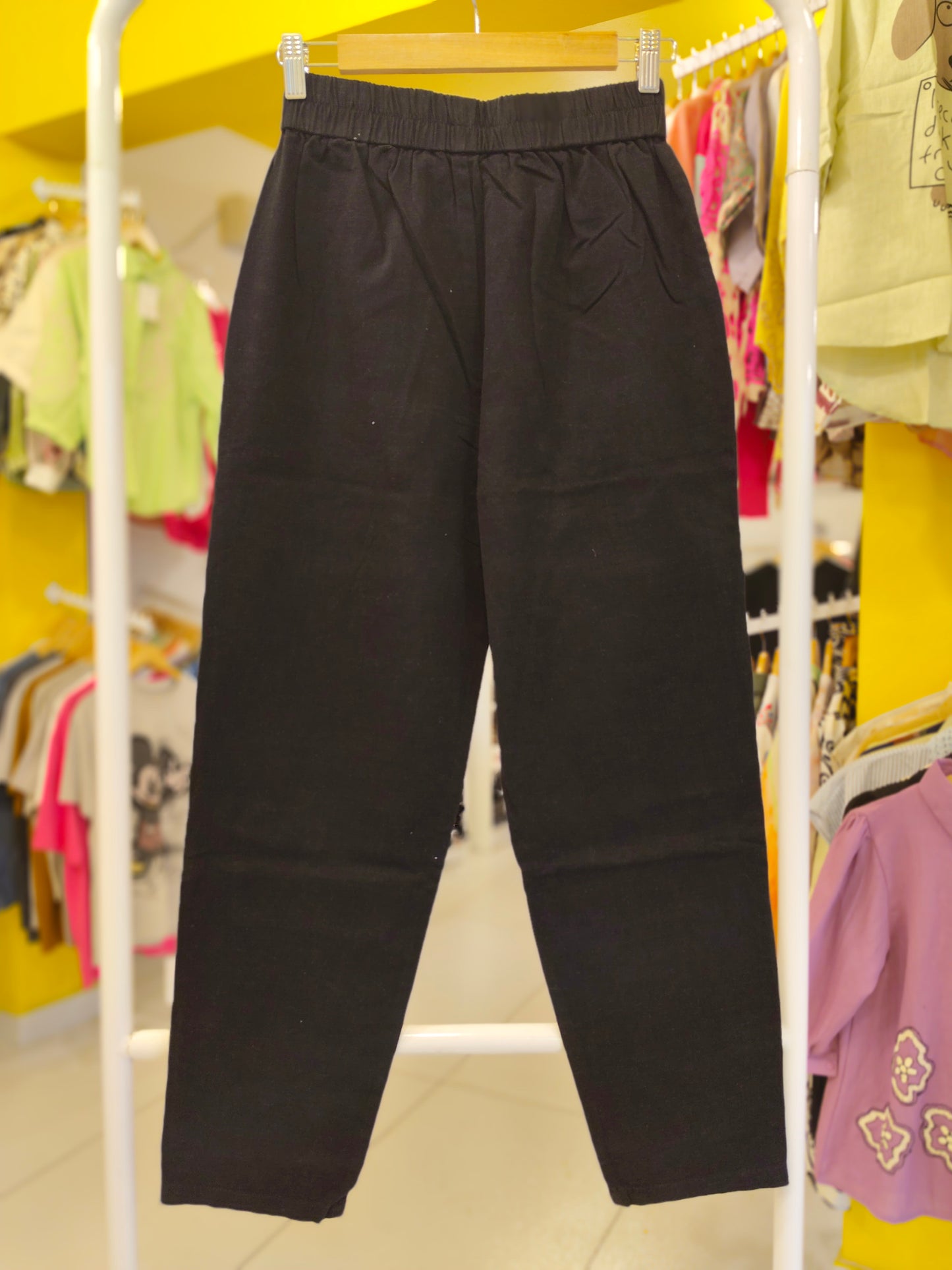 Ladies pant (Size 34)