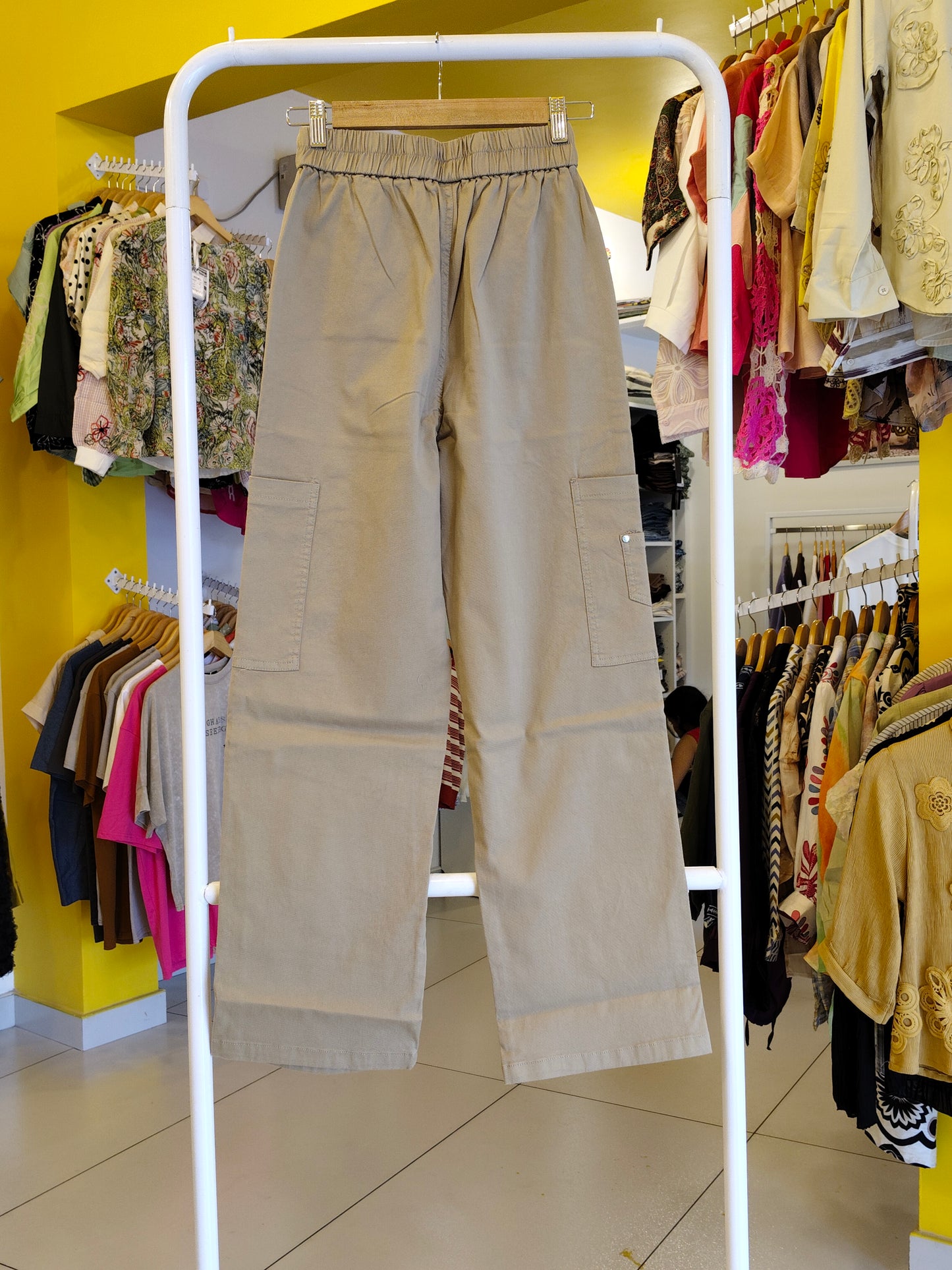 Ladies Cargo Denim Jeans (Size 32)