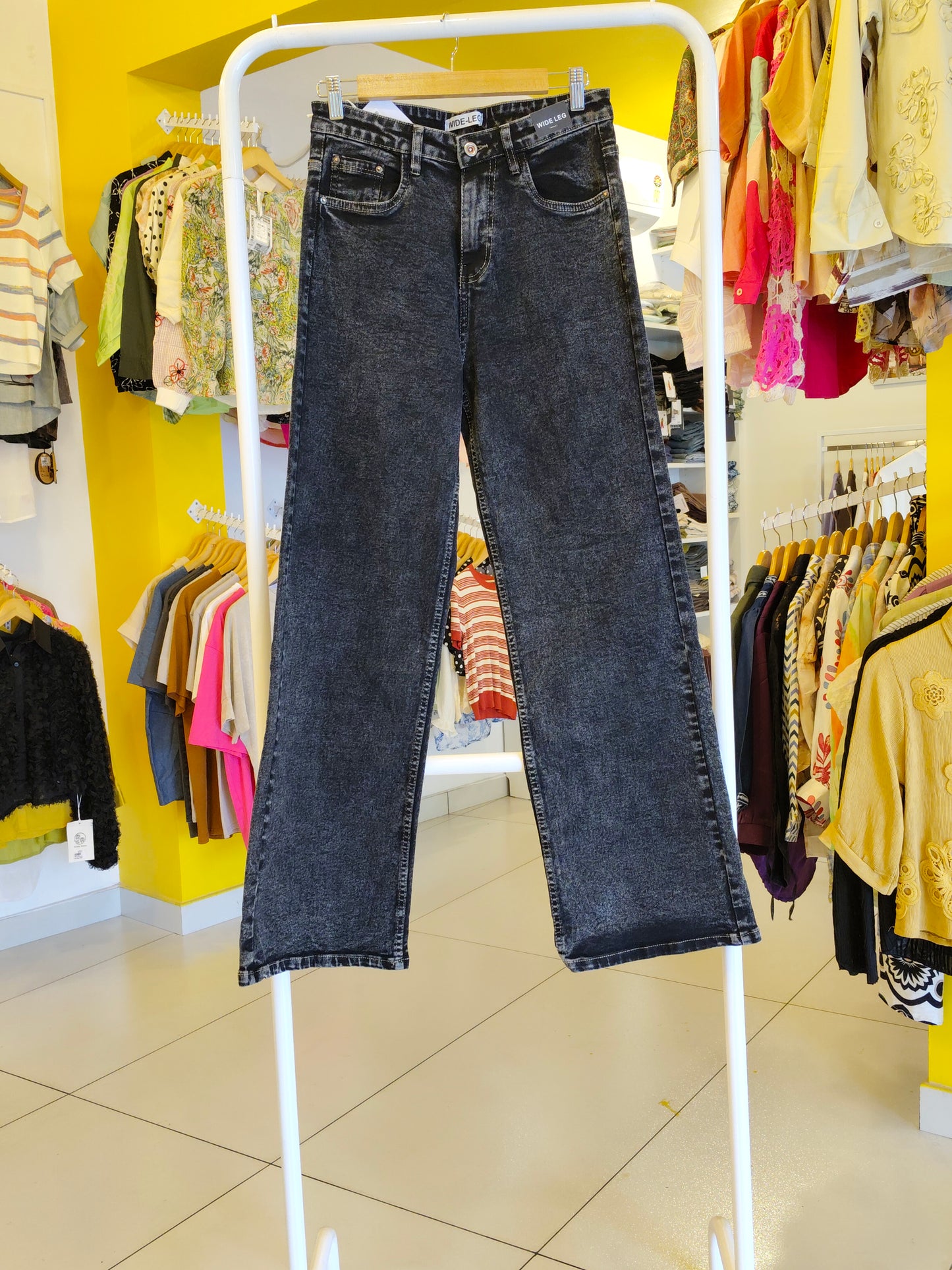Ladies Wide Leg Denim Bottom Jeans For Women (Size 32)