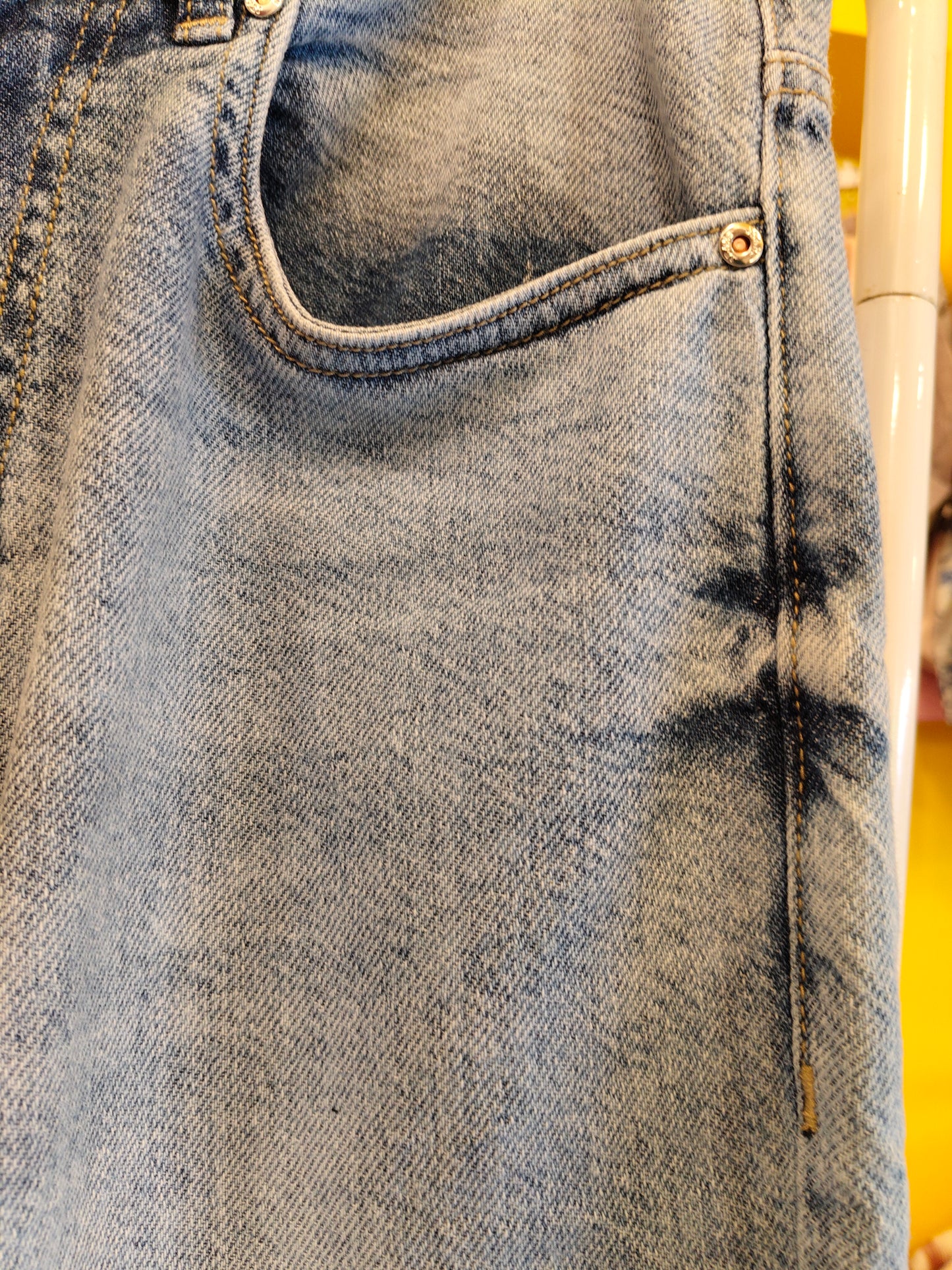 Simple Jeans For Men (Size 32)