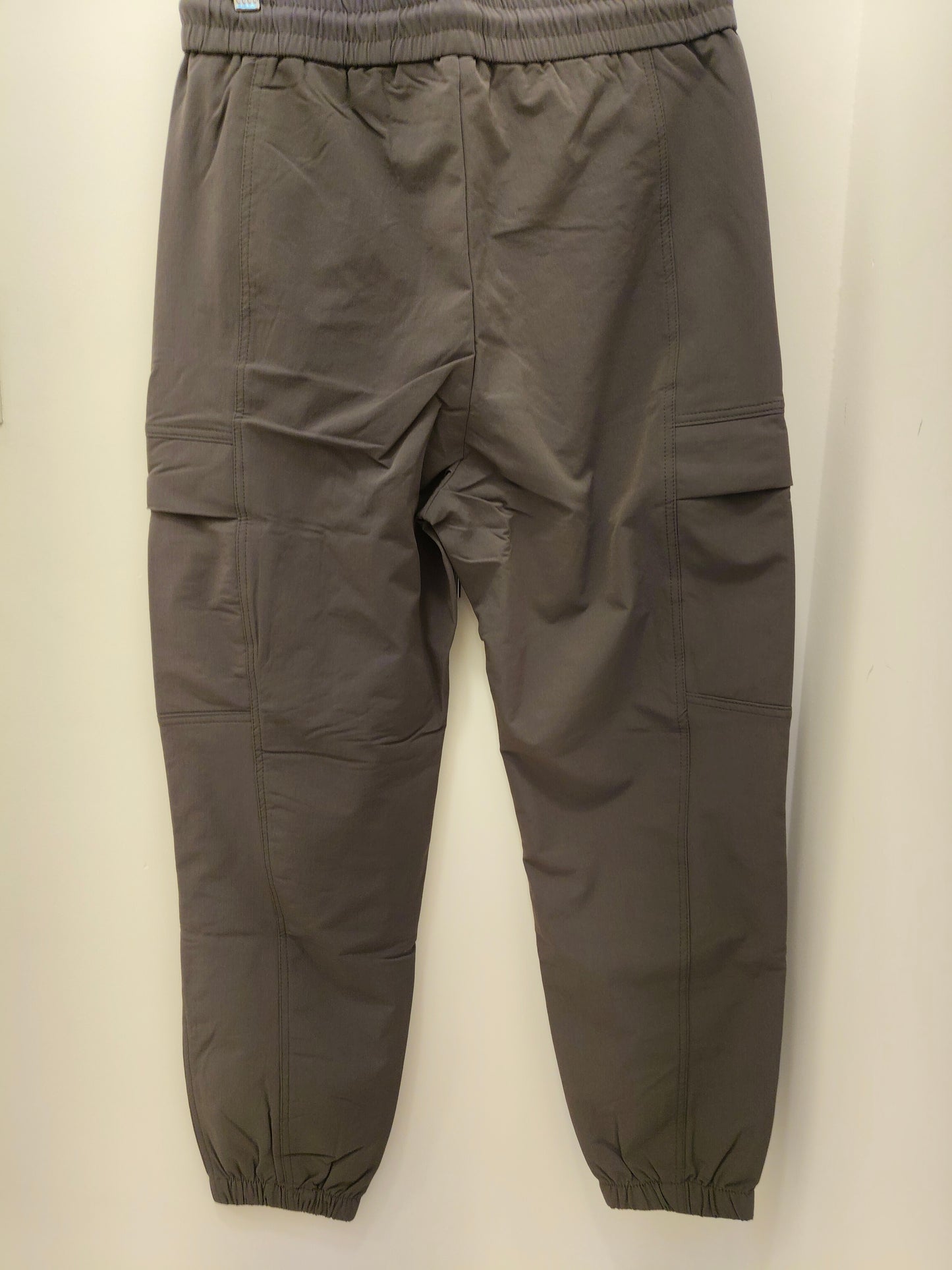 Mens Cargo Pants (Size 32)