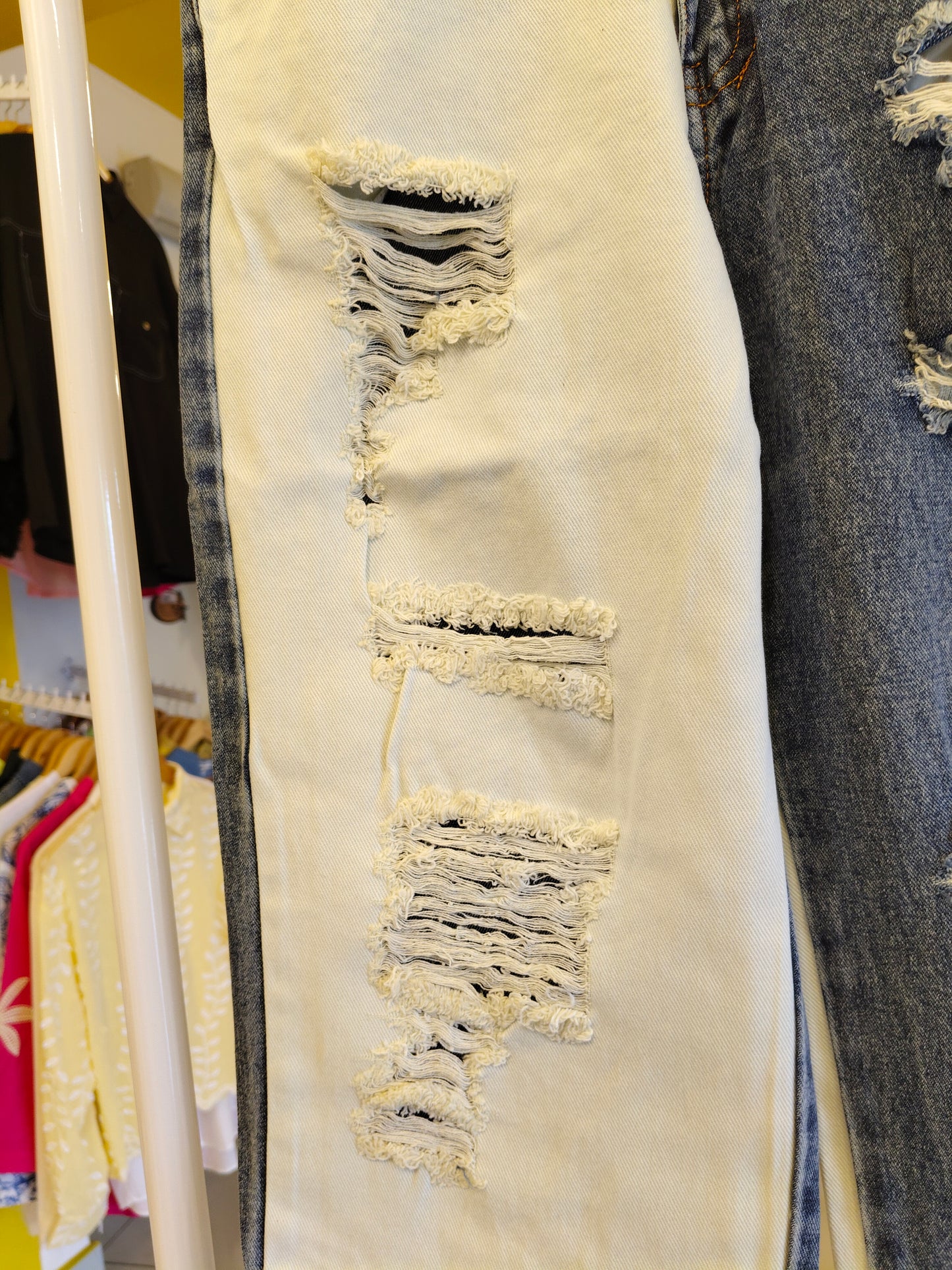 Ripped Denim Jeans for Women (MEDIUM)