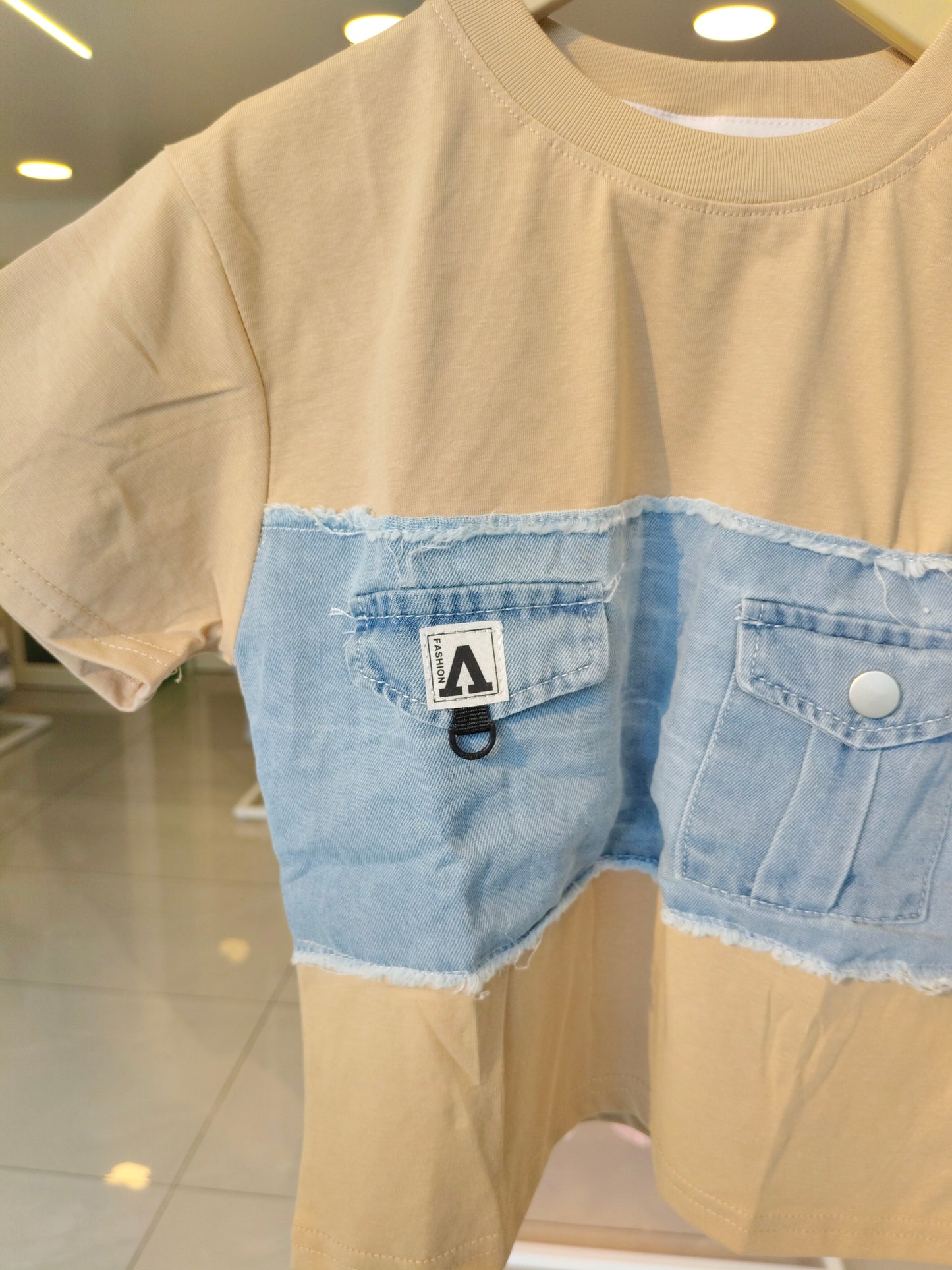 T-shirt for Kids ( Size 100)