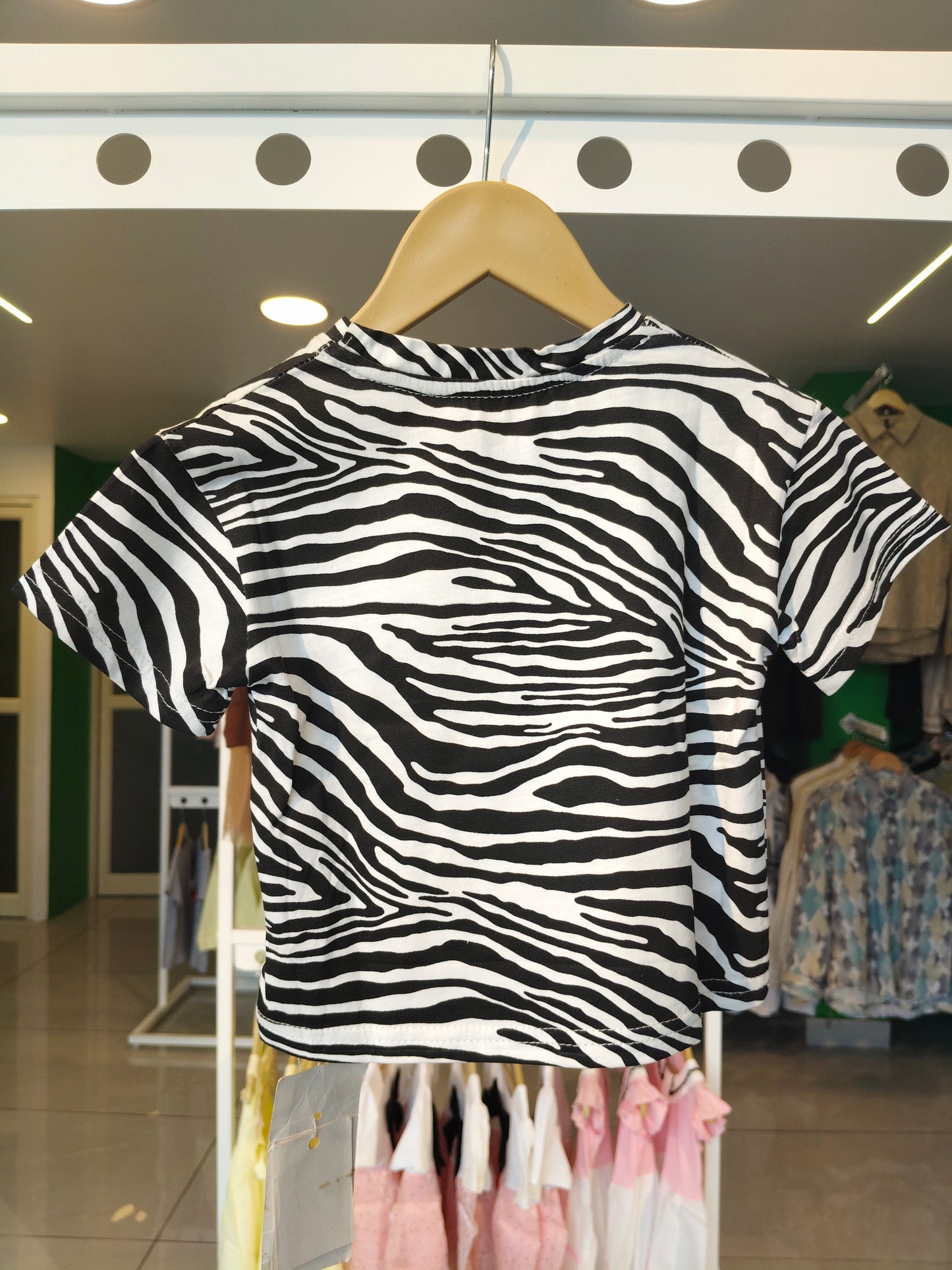 T-shirt for Kids ( Size 80)