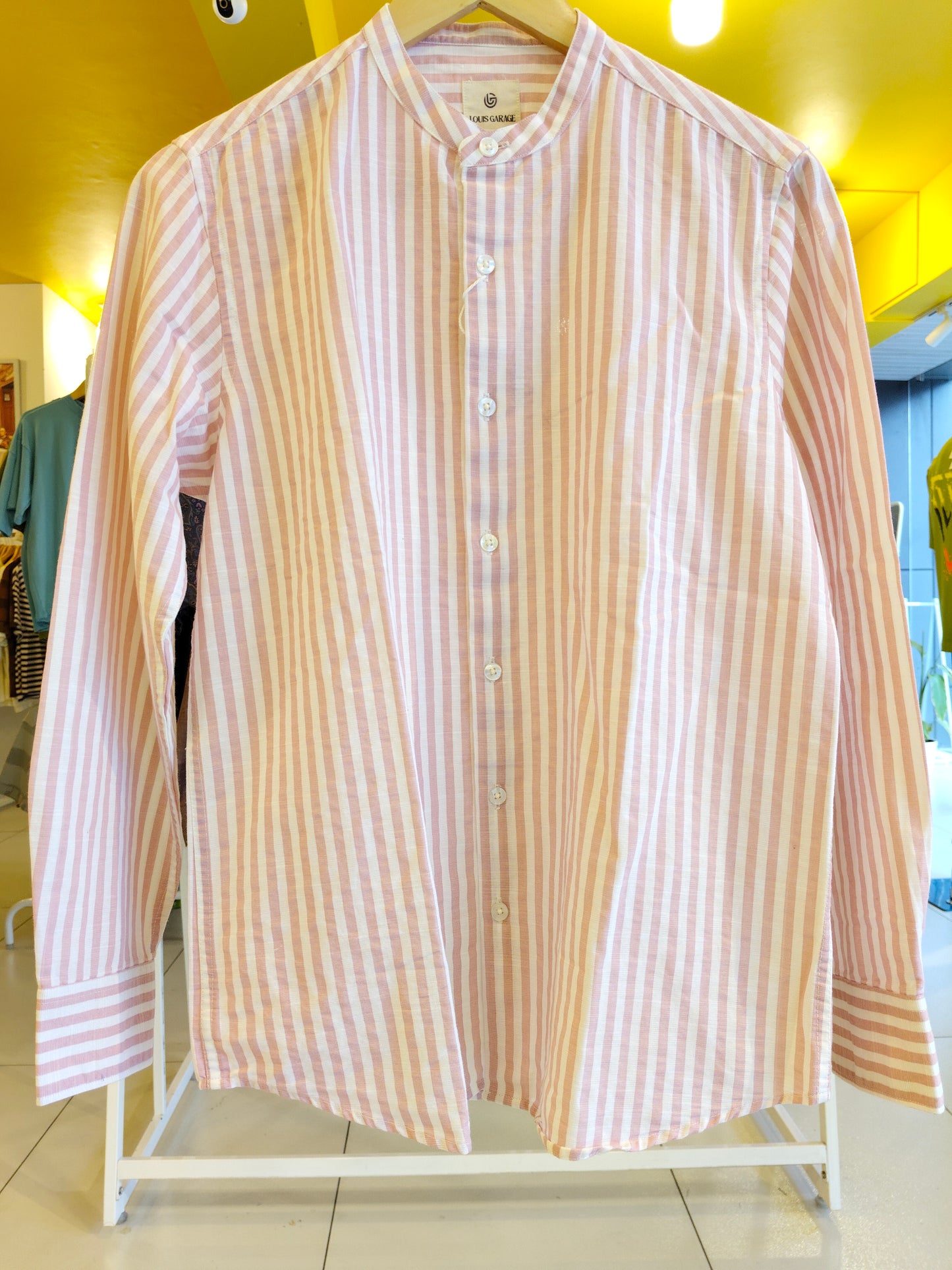 Men's Old Money Shirt (MEDIUM)