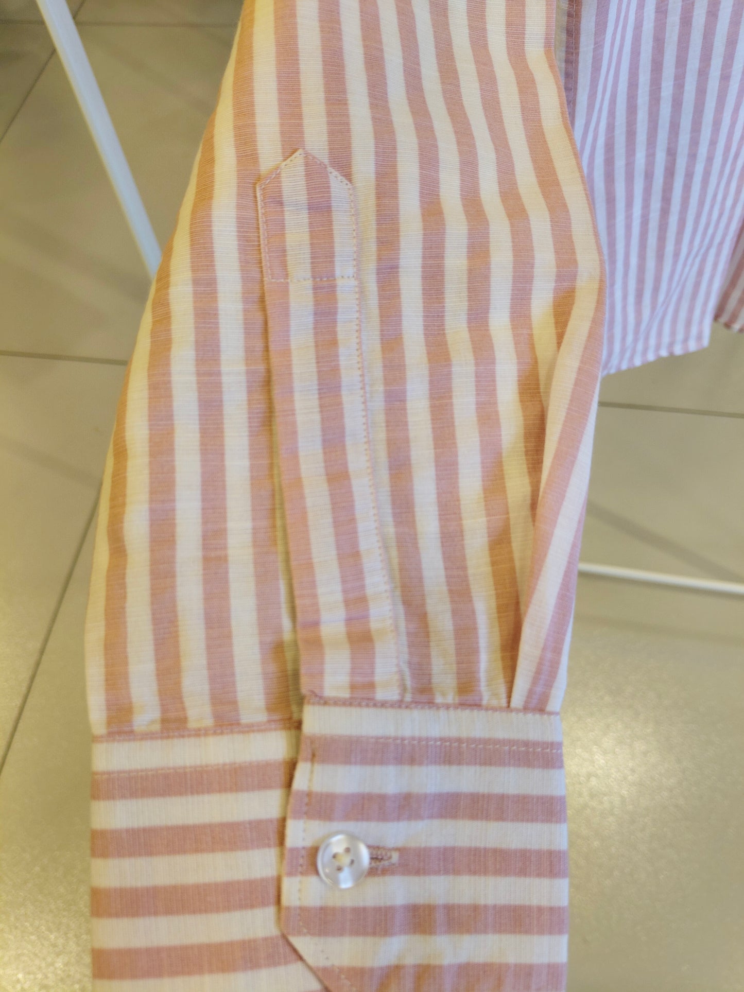 Men's Old Money Shirt (MEDIUM)