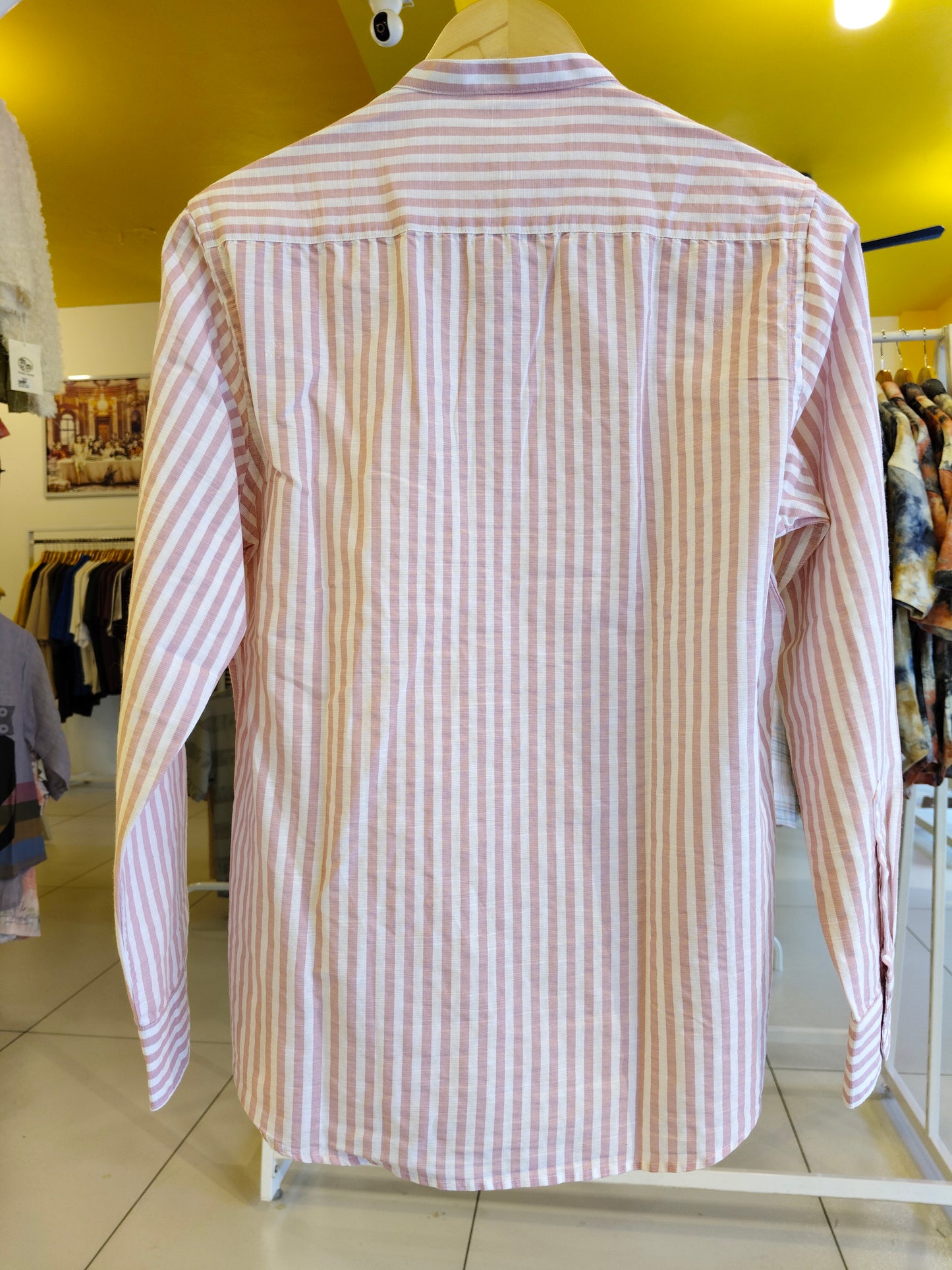 Men's Old Money Shirt (MEDIUM)