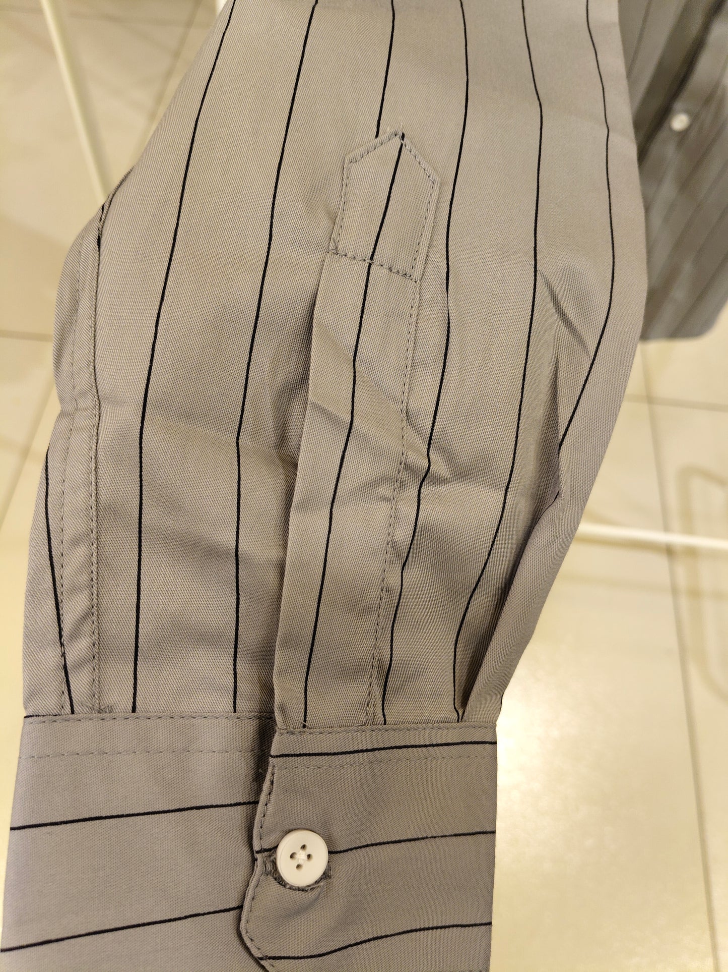 Men's Old Money Shirt (LARGE)
