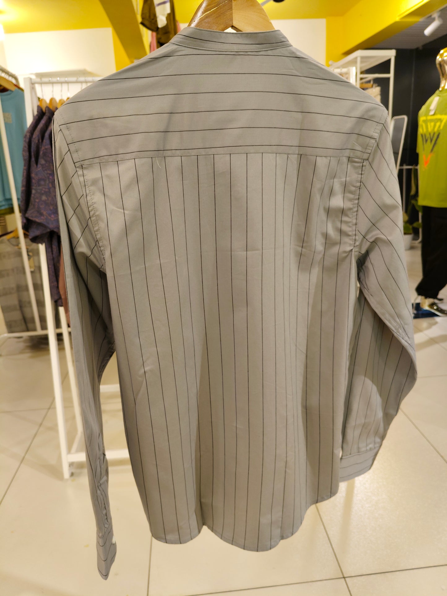 Men's Old Money Shirt (LARGE)