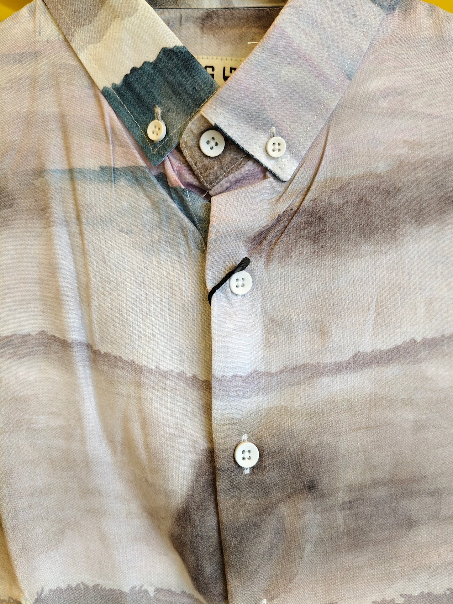 Men's Old Money Shirt (MEDIUM)