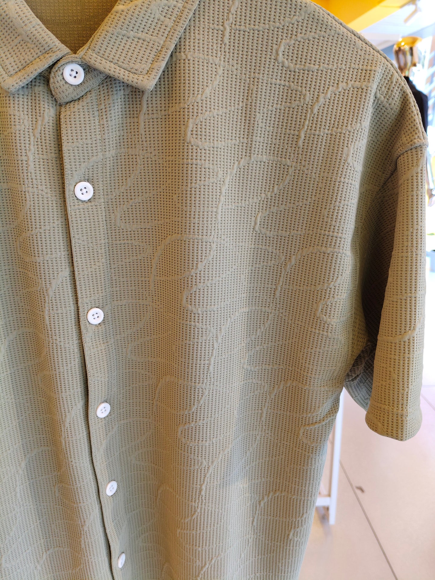 OVERSIZED SHIRT FOR MEN (MEDIUM)