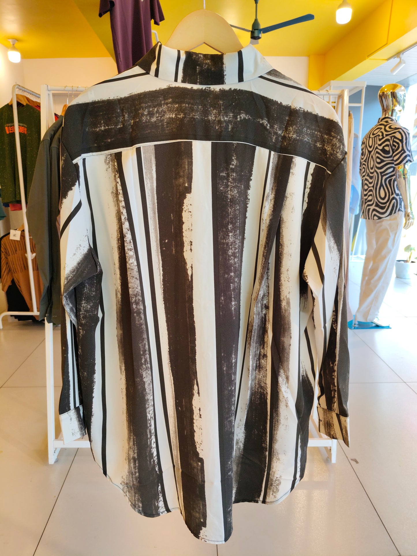 Ladies Oversized Shirt (FREE SIZE)