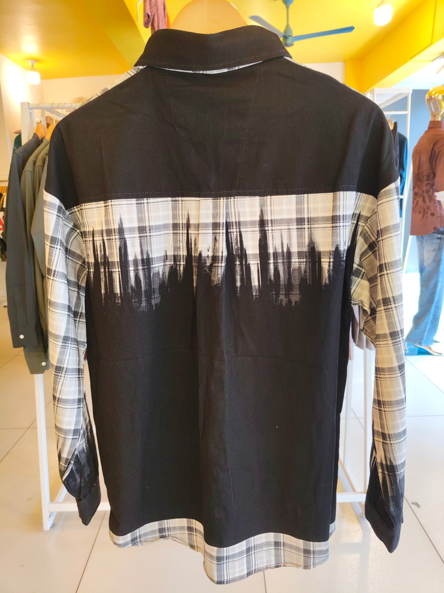 Men's Oversized Printed Shirt (2XL)