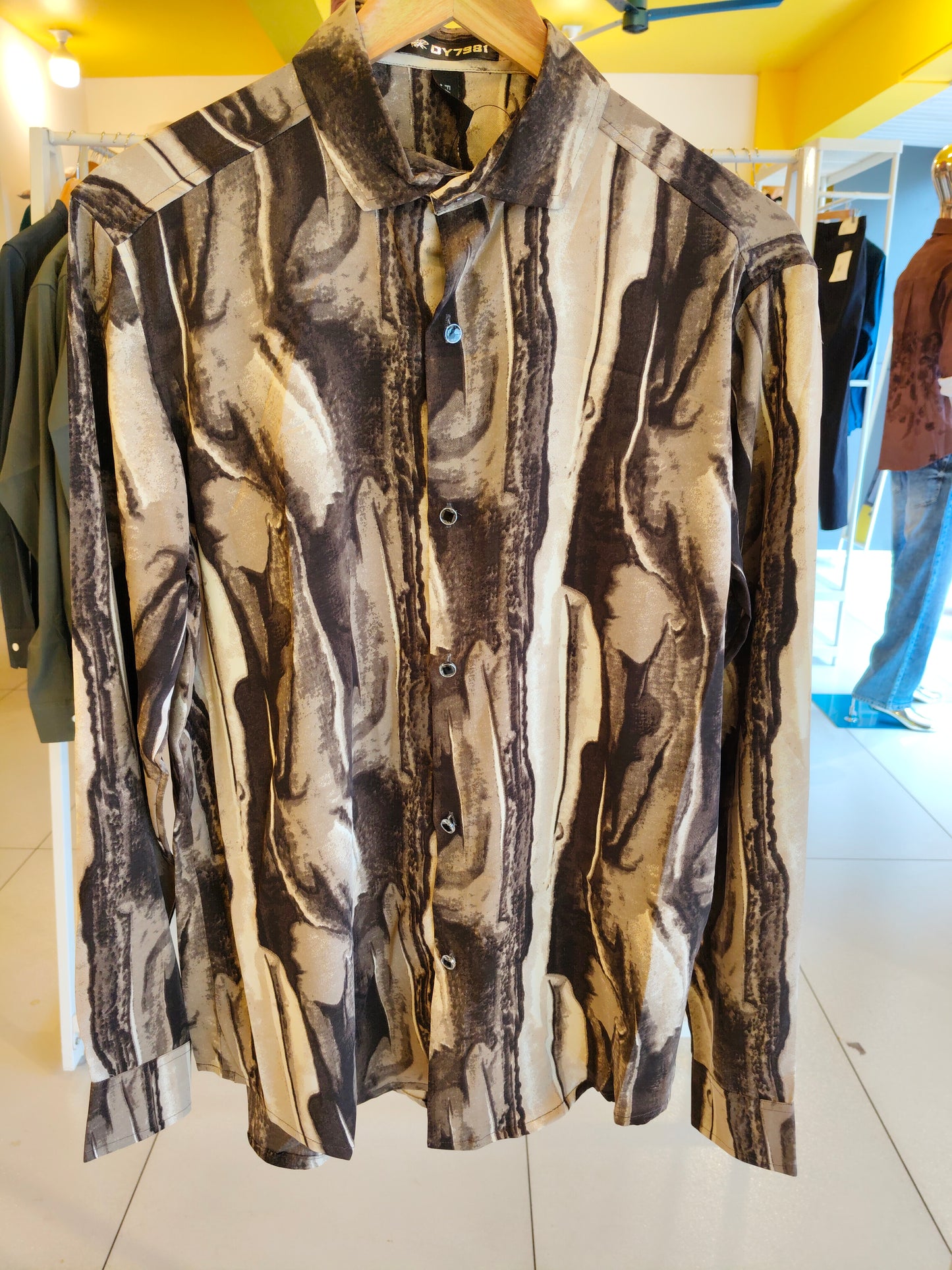 Men's Oversized Printed Shirt (LARGE)