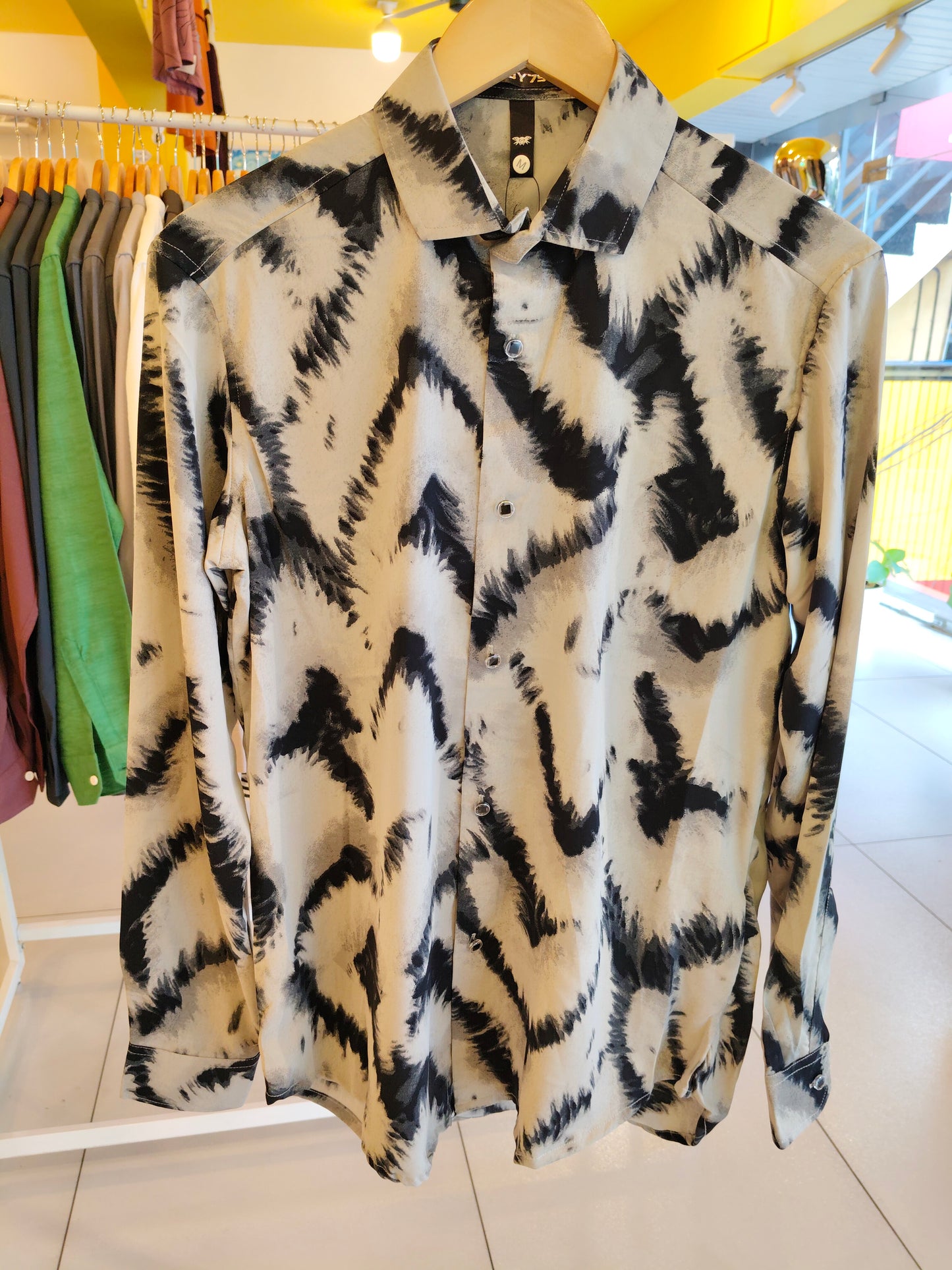 Men's Oversized Printed Shirt (MEDIUM)