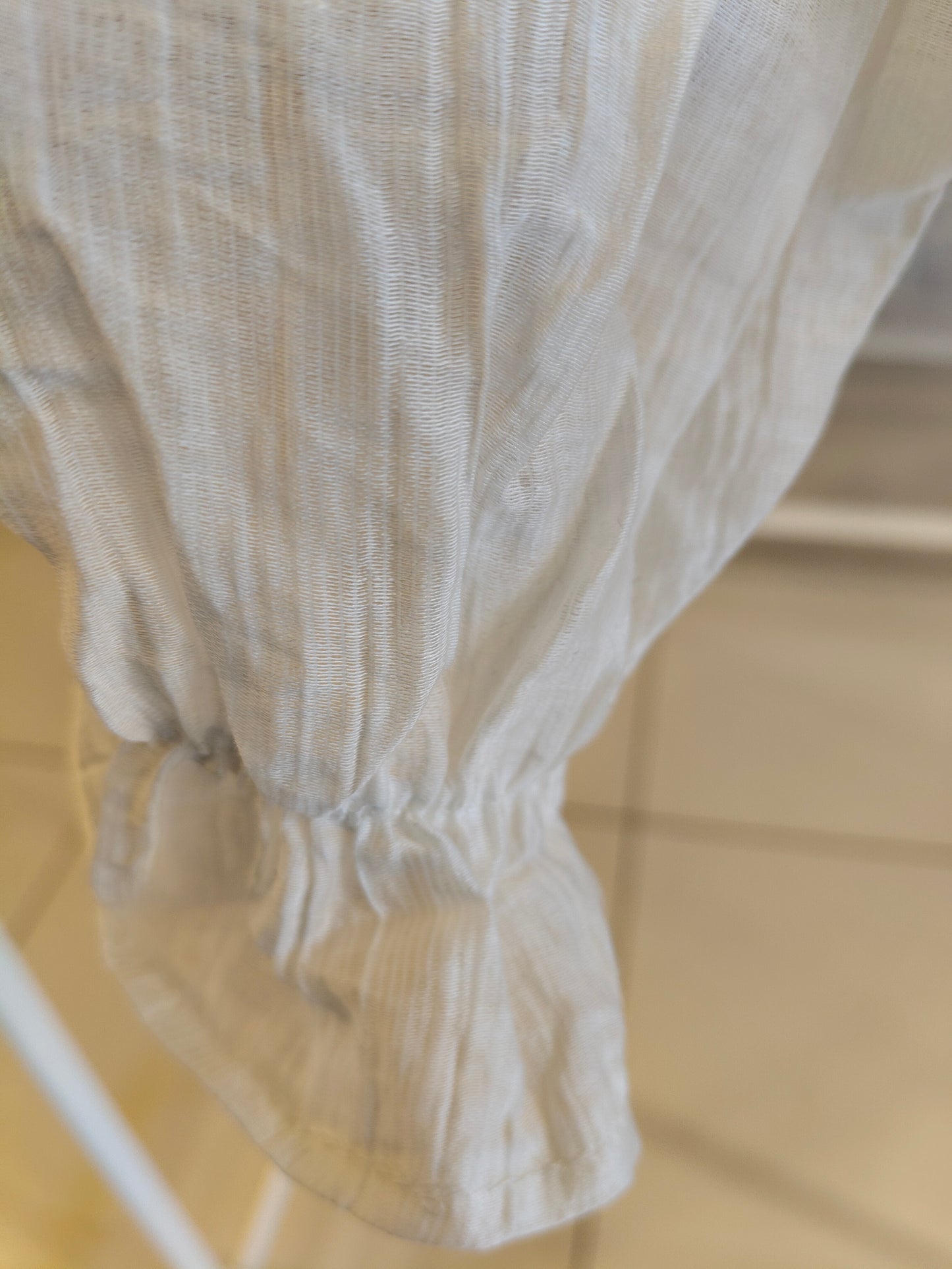 Women Hollowed Crochet Crop Shirt (FREE SIZE)