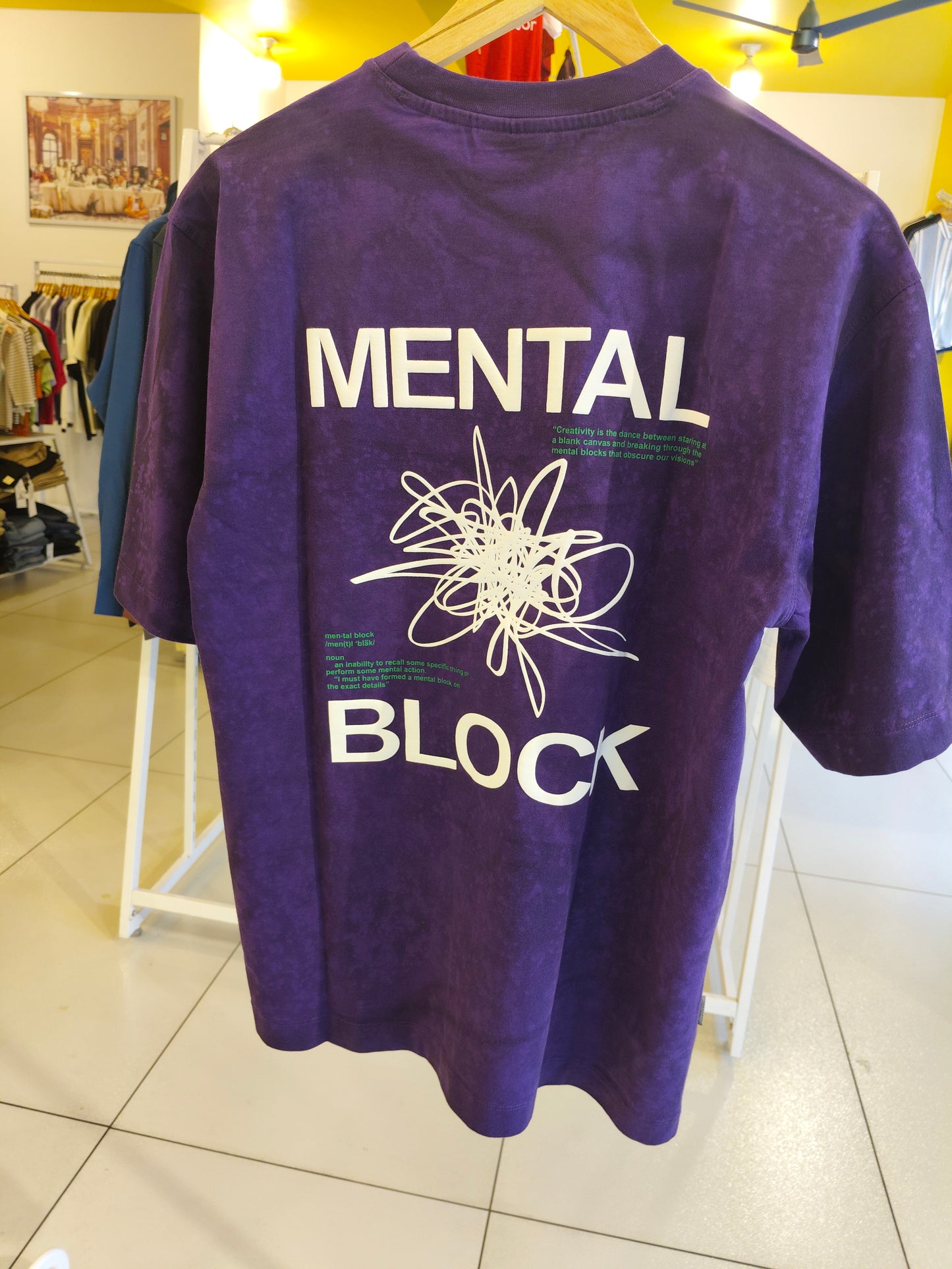 OVERSIZED TSHIRT (MEDIUM )