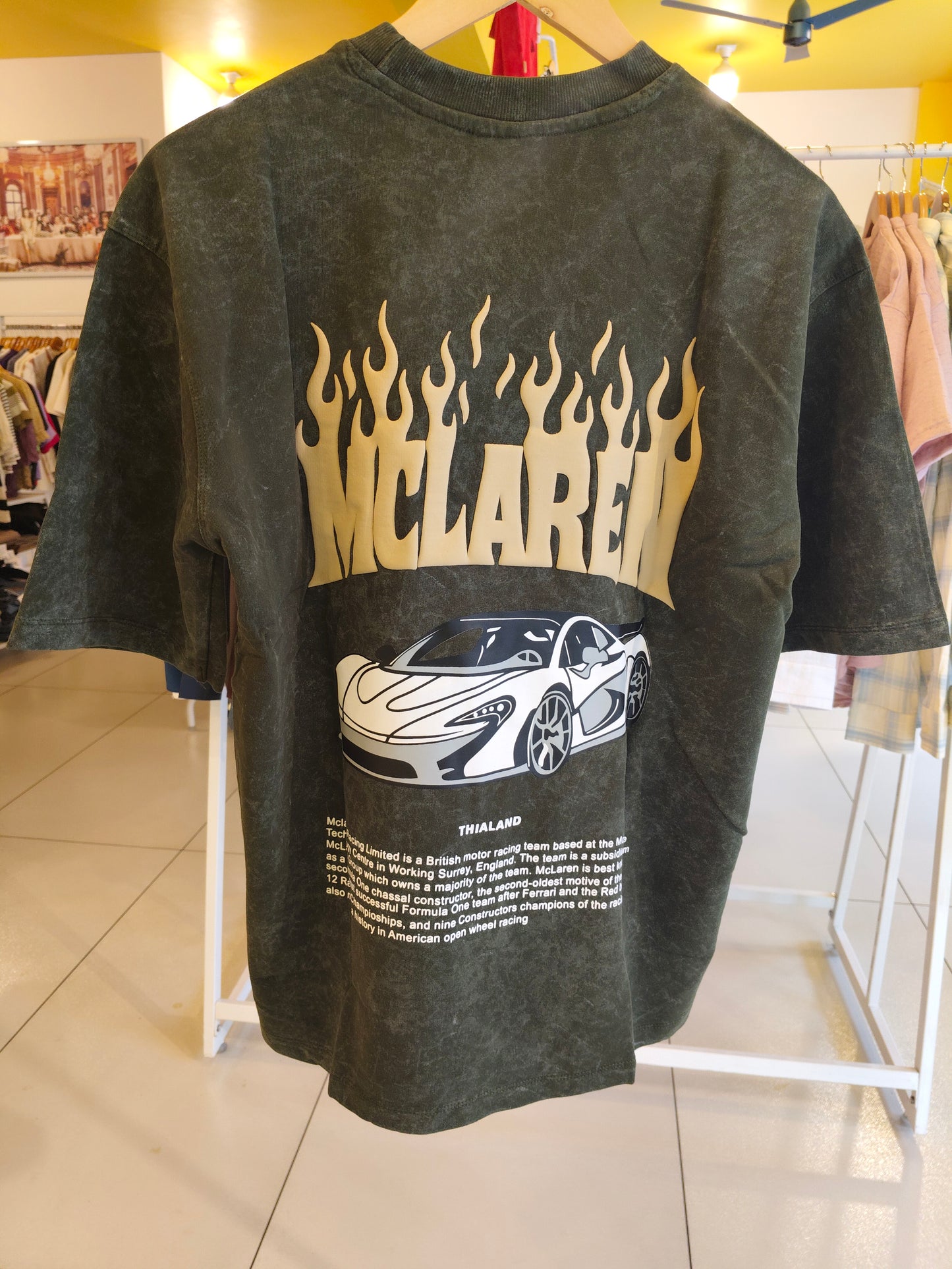 OVERSIZED TSHIRT ( MEDIUM )