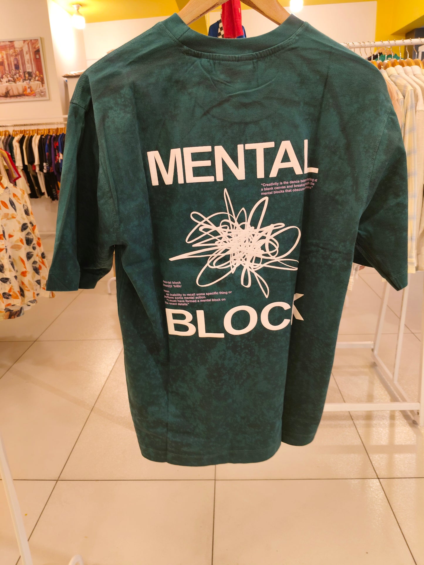 OVERSIZED TSHIRT ( MEDIUM )