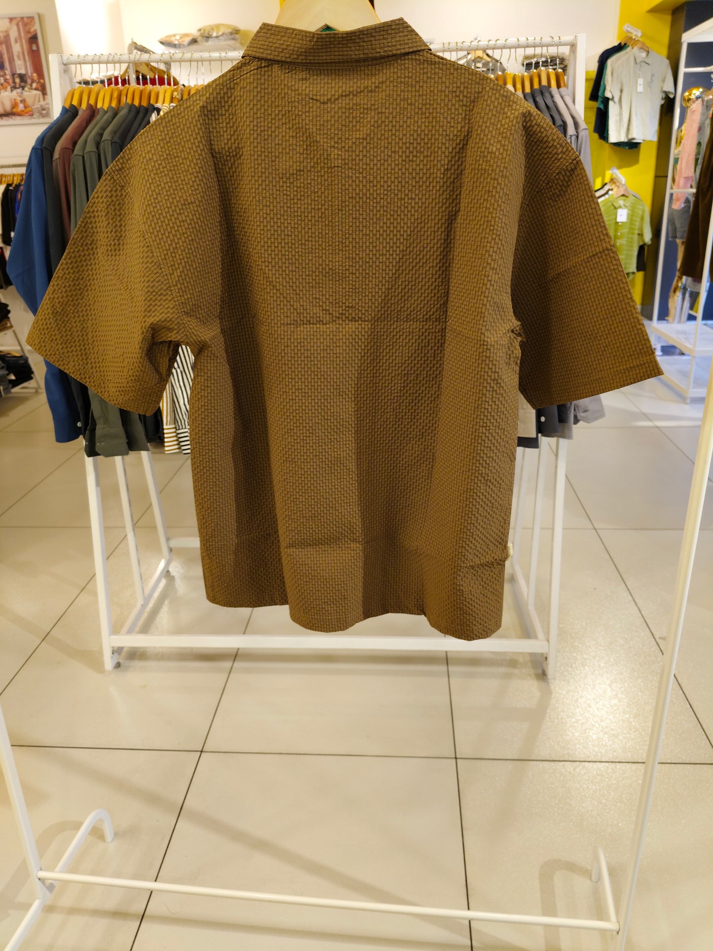 ZIP-UP QUARTER T SHIRT ( MEDIUM )