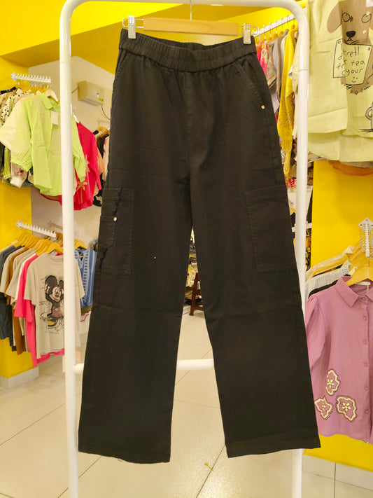 Ladies Cargo  Denim Jeans  (Size 30)