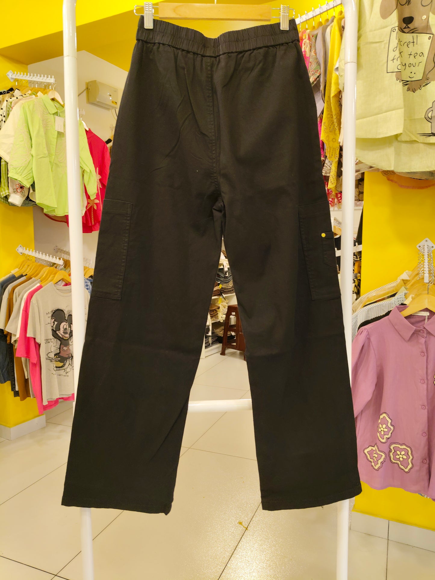 Ladies Cargo  Denim Jeans  (Size 34)