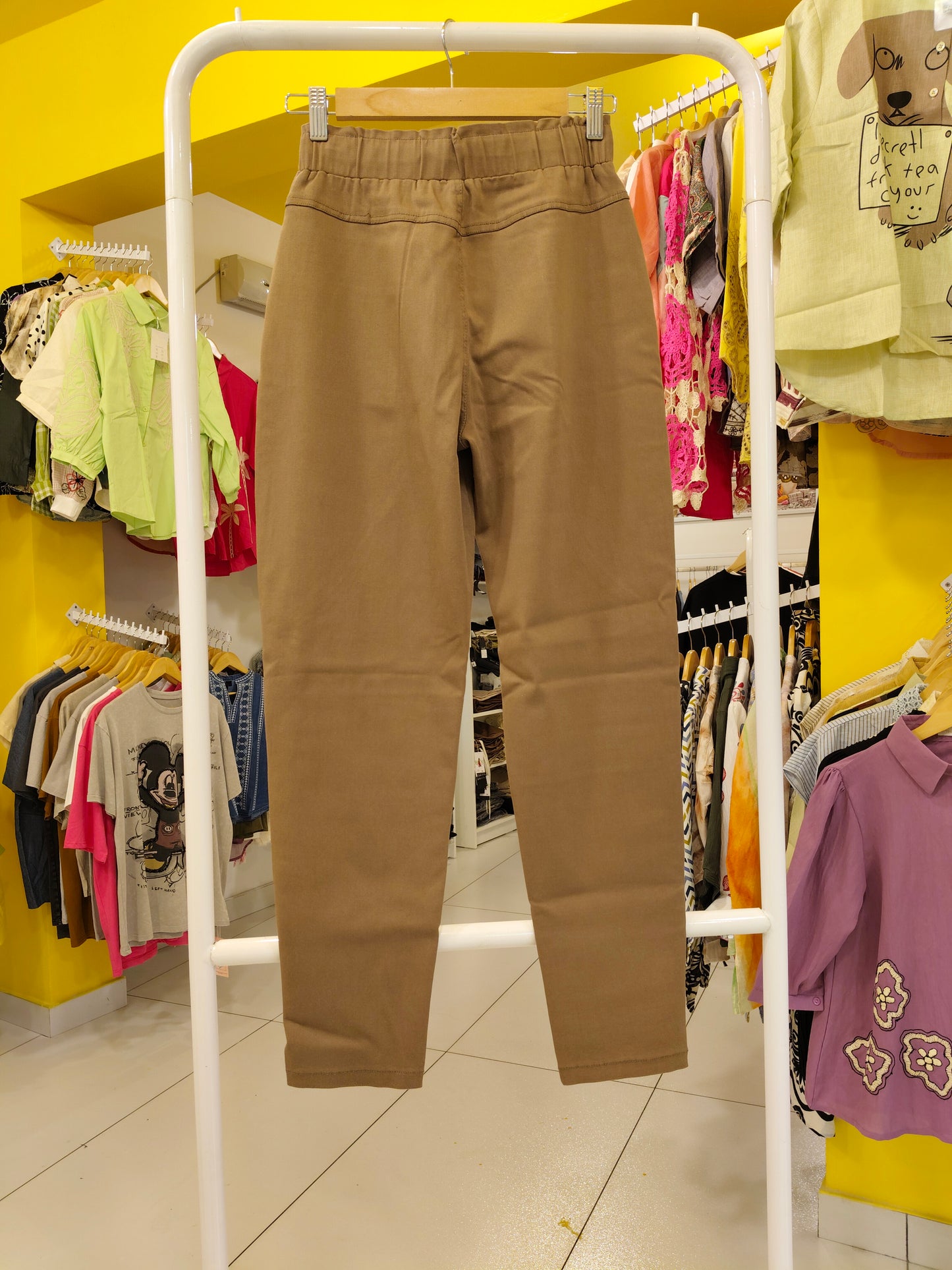 Ladies Relax Fit Pants  (Size L)