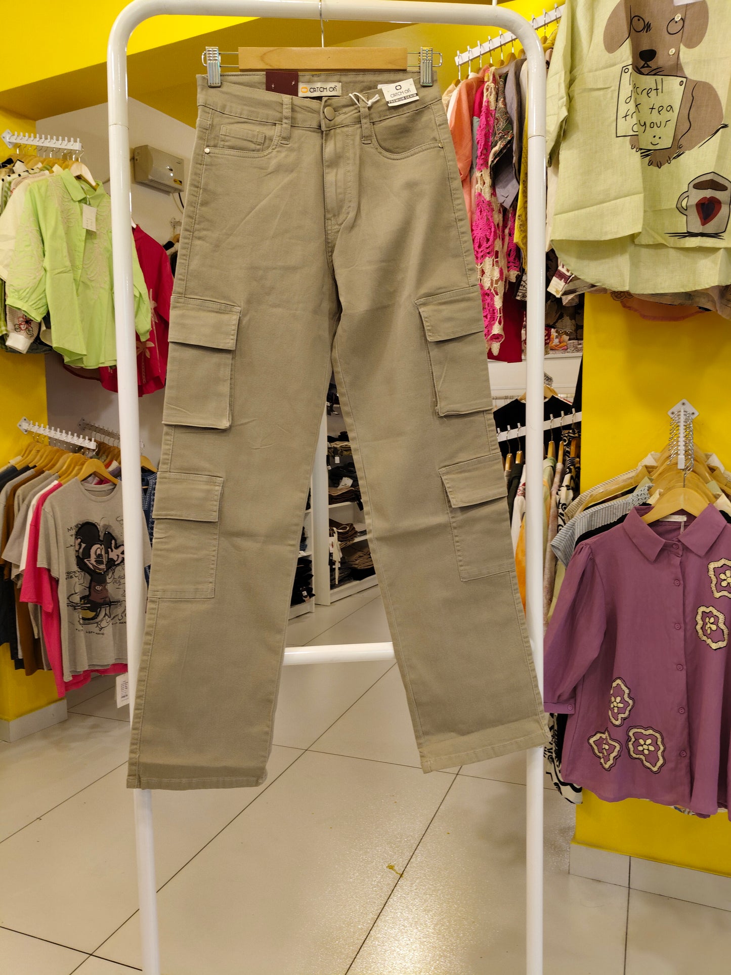 Ladies Cargo  Denim Jeans  (Size 34)