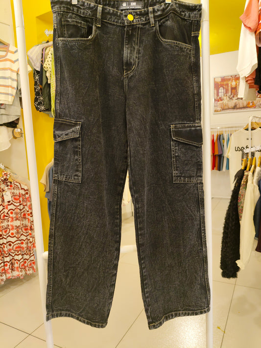 Cargo  Denim Jeans For Men (Size 30)