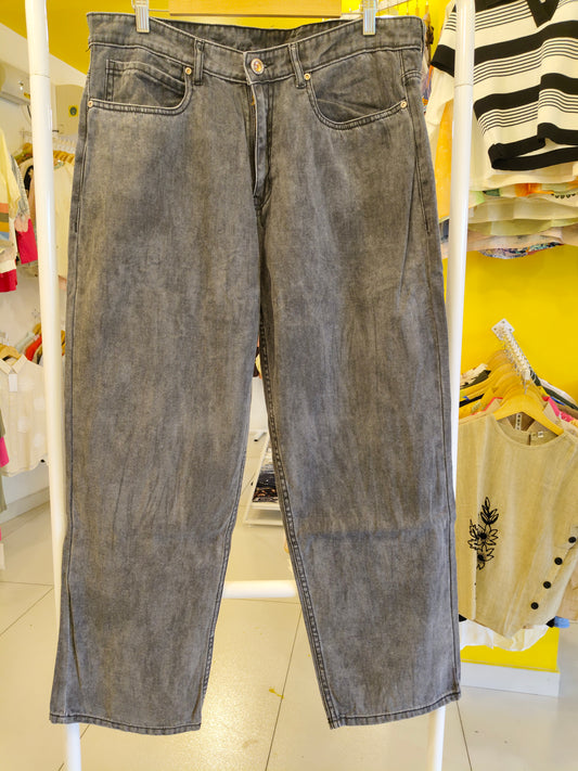 Simple Jeans For Men  (Size 32)