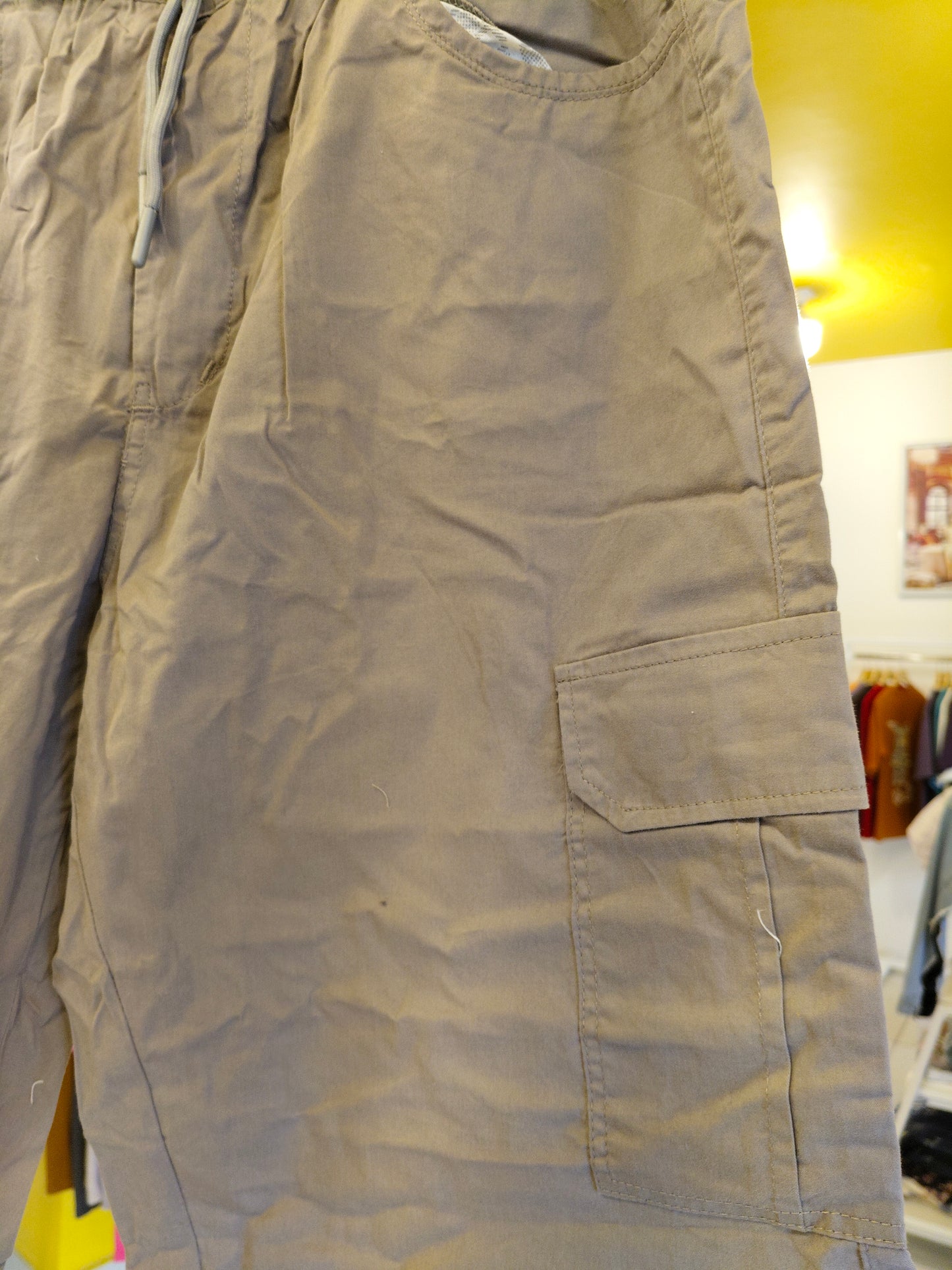 Mens  Cargo Parachute Fit  (Size 28)