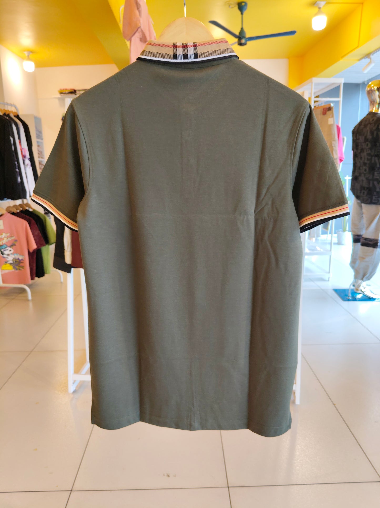 Polo T-Shirt For Men  (LARGE)