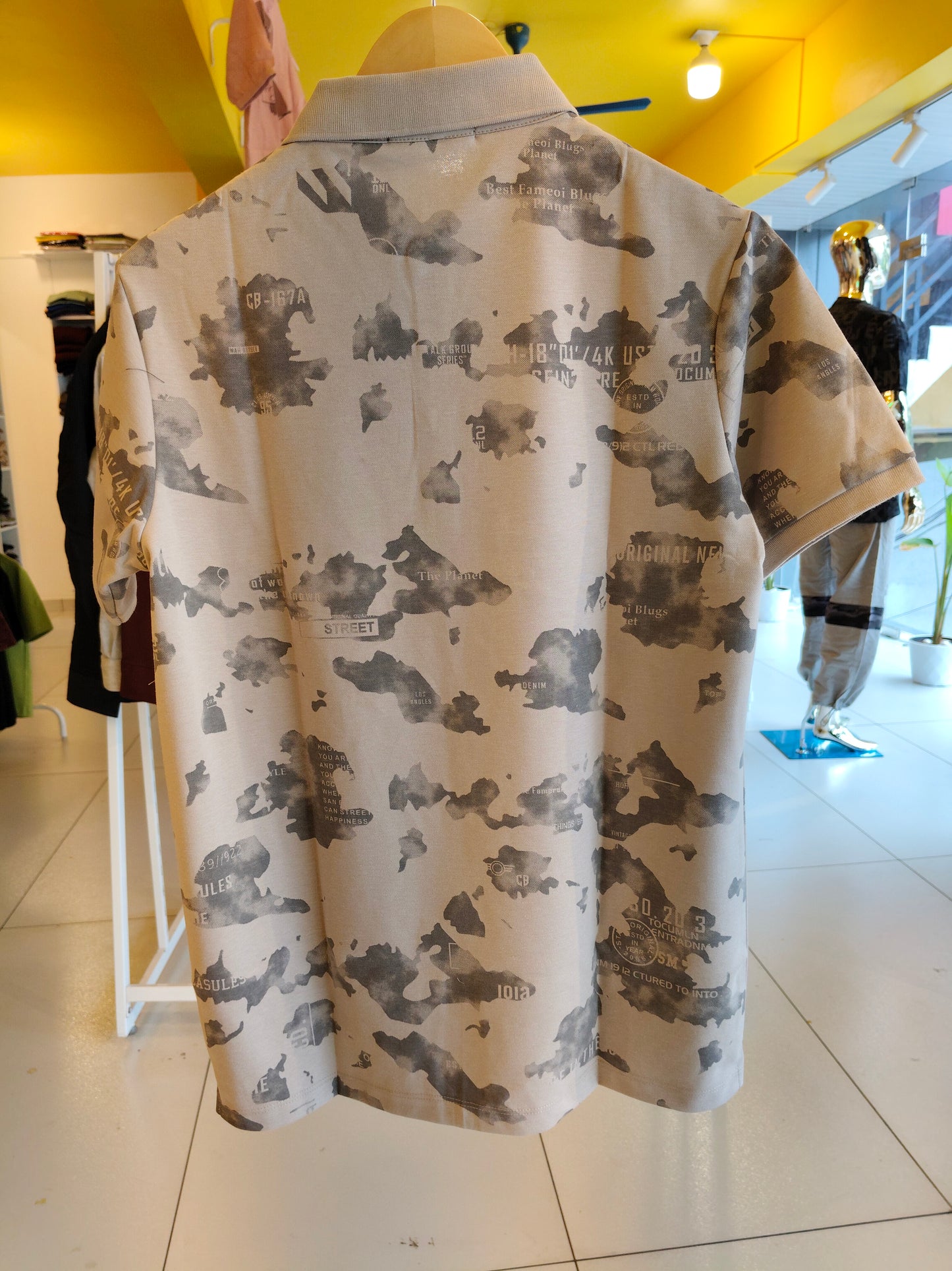 Polo T-Shirt For Men  (LARGE)