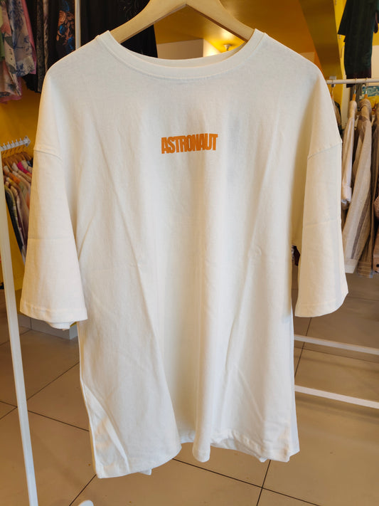 Oversized TShirt   (MEDIUM)