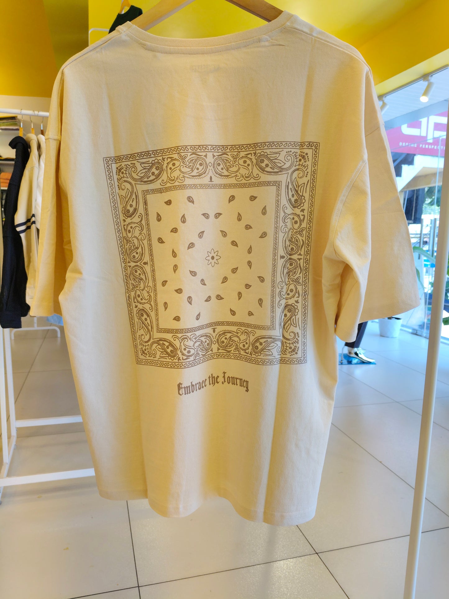 Oversized TShirt  (MEDIUM)