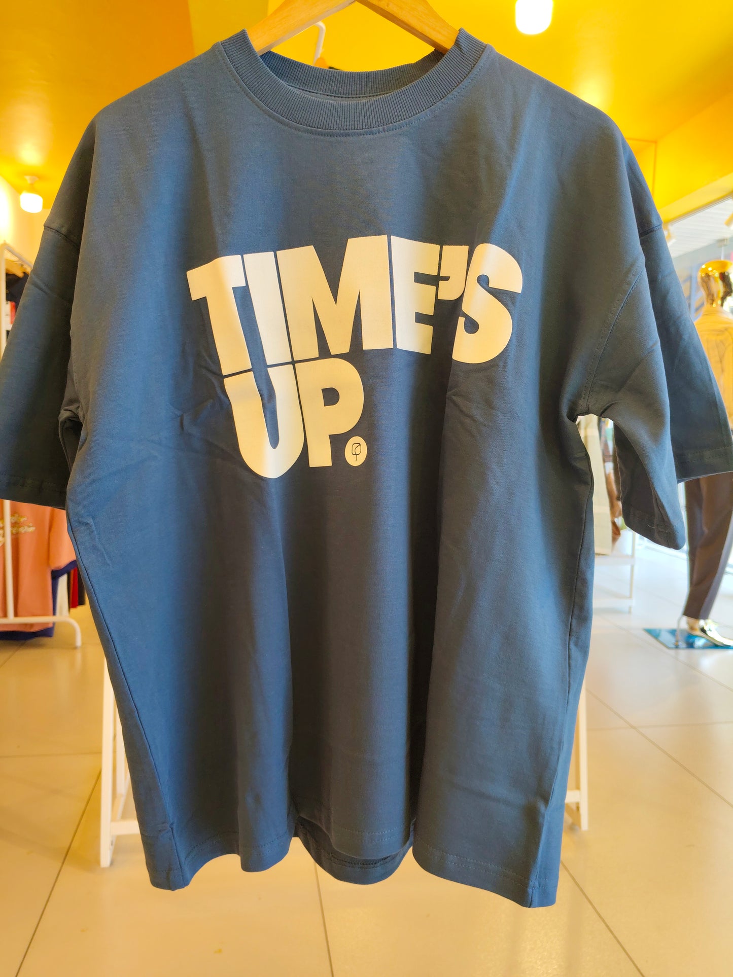 Oversized TShirt  (SMALL)