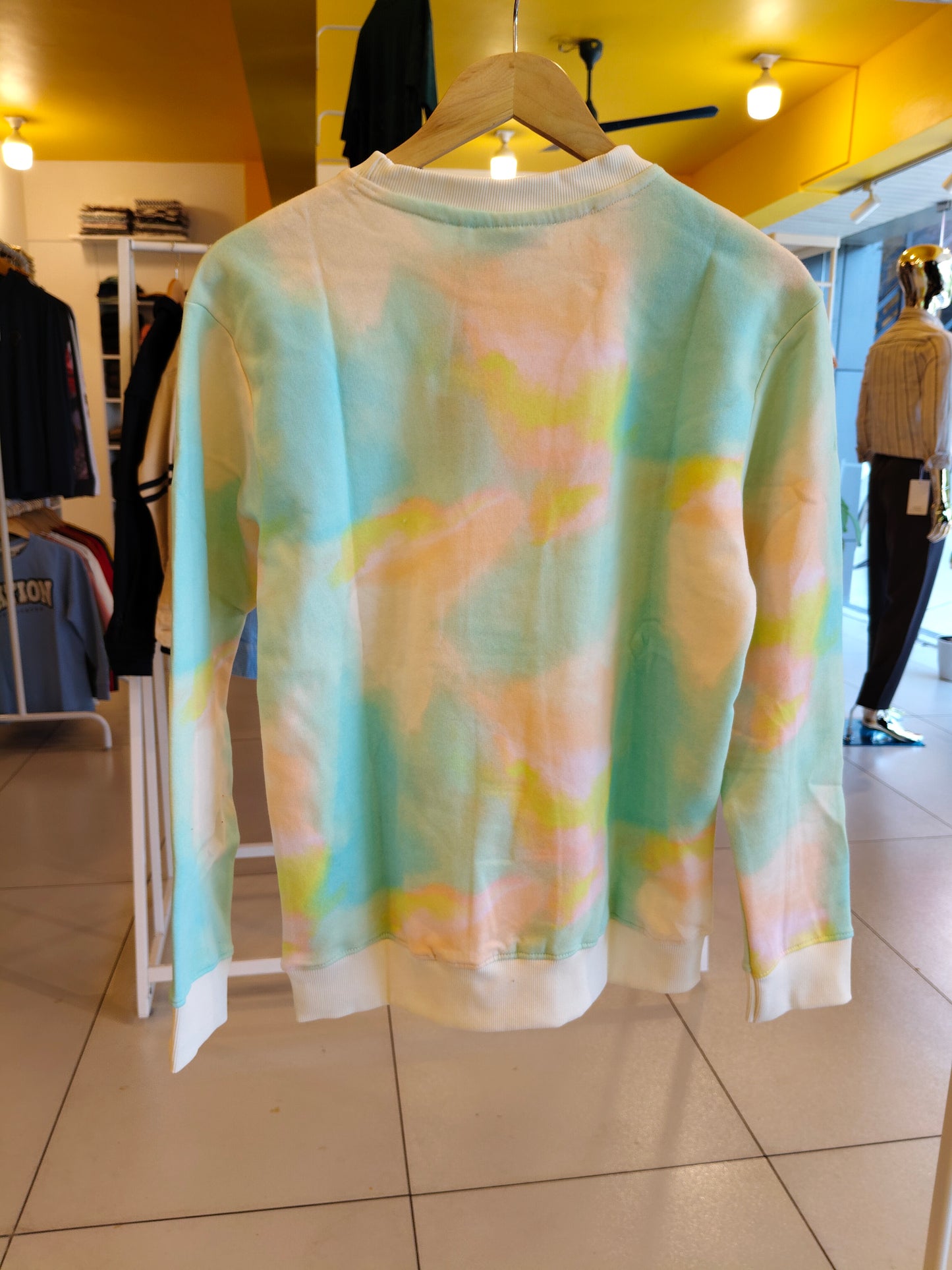 Oversized TShirt  (SMALL)