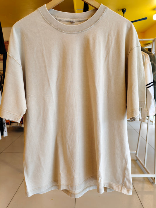 Oversized  Plain TShirt   (SMALL)