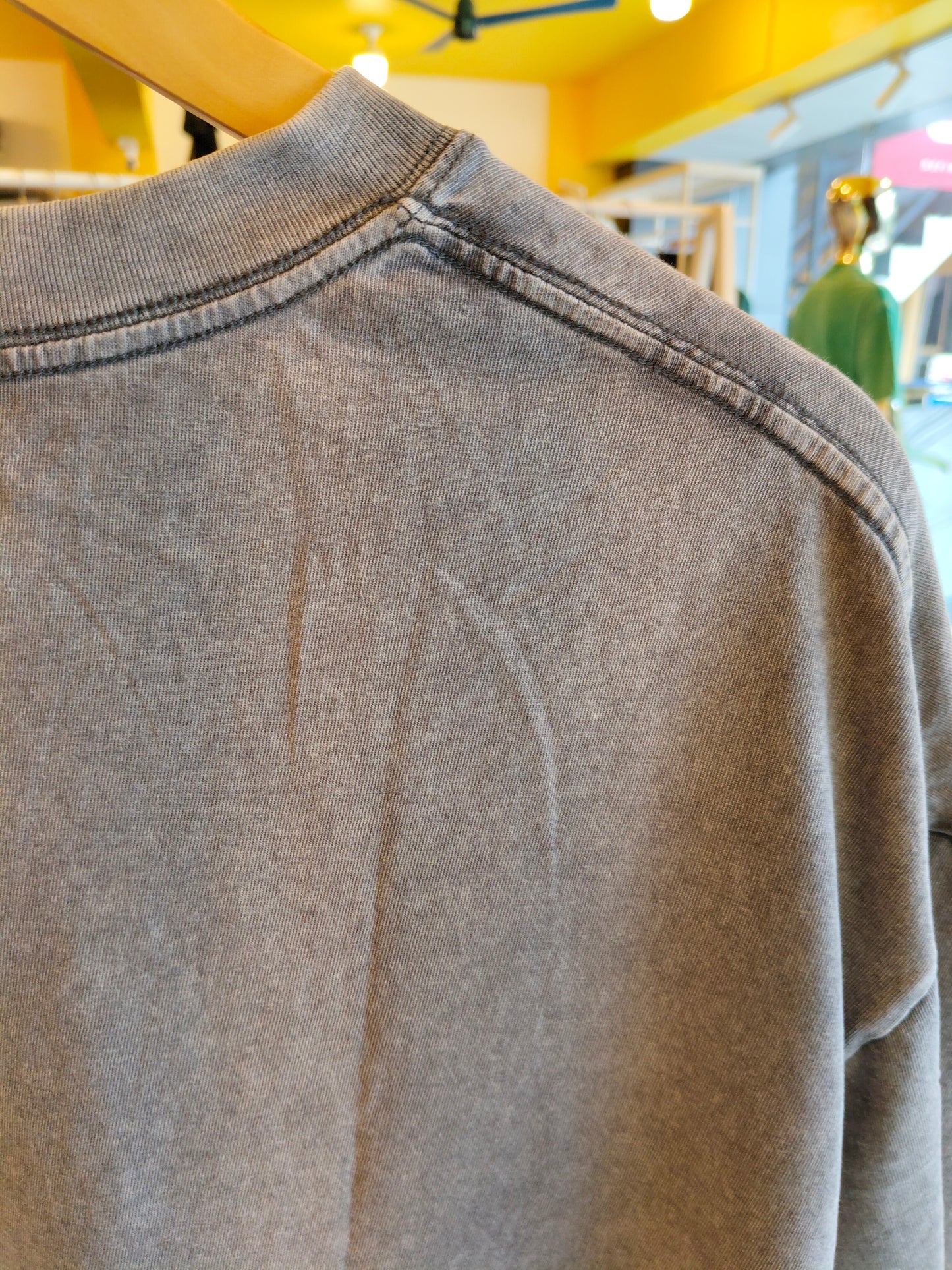 Oversized  Plain TShirt  ( SMALL)