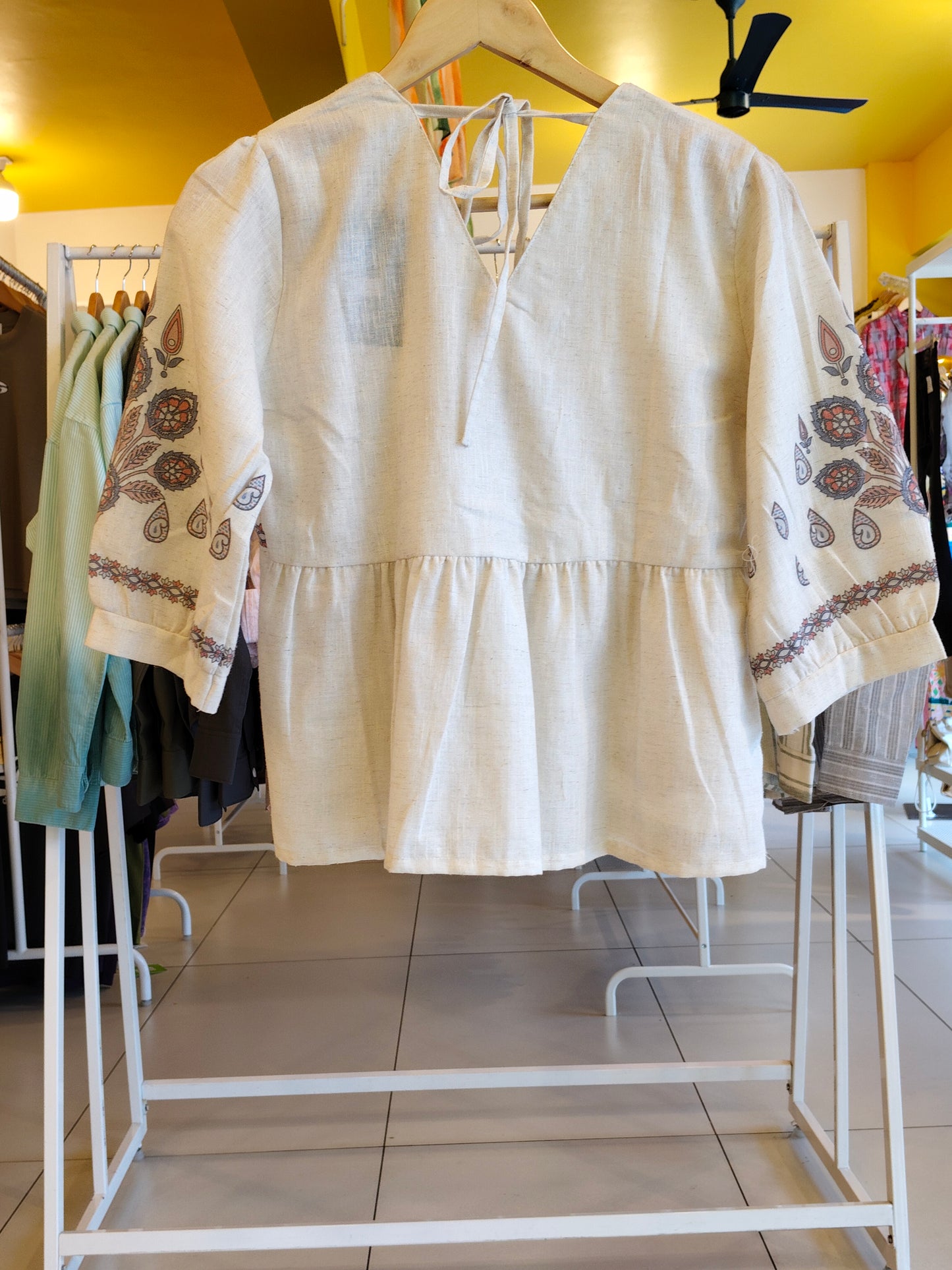 Ladies Top (LARGE)