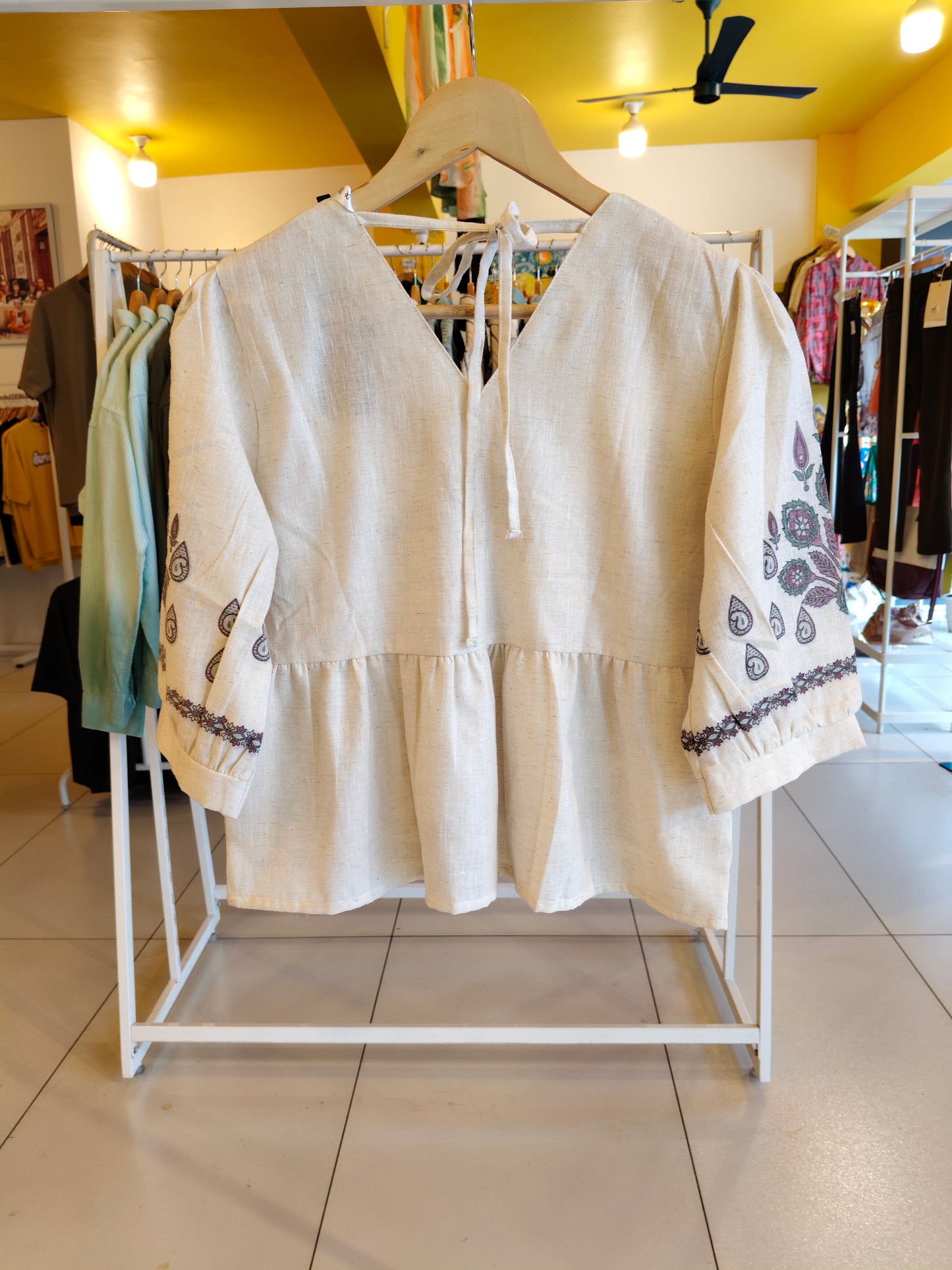 Ladies Top (LARGE)