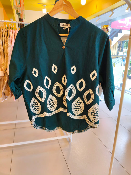 Ladies Top (LARGE)