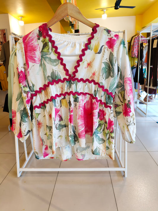 Ladies Top (LARGE)