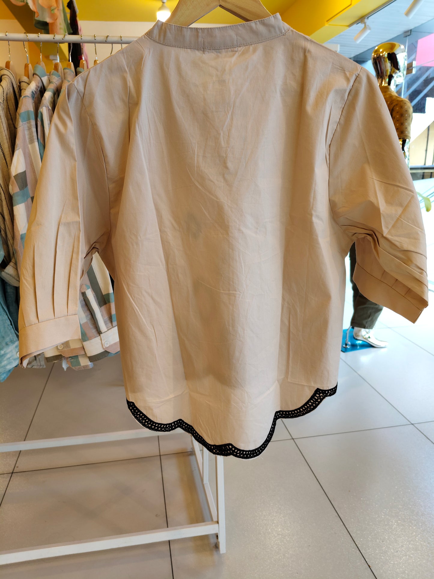 Ladies Top (LARGE)