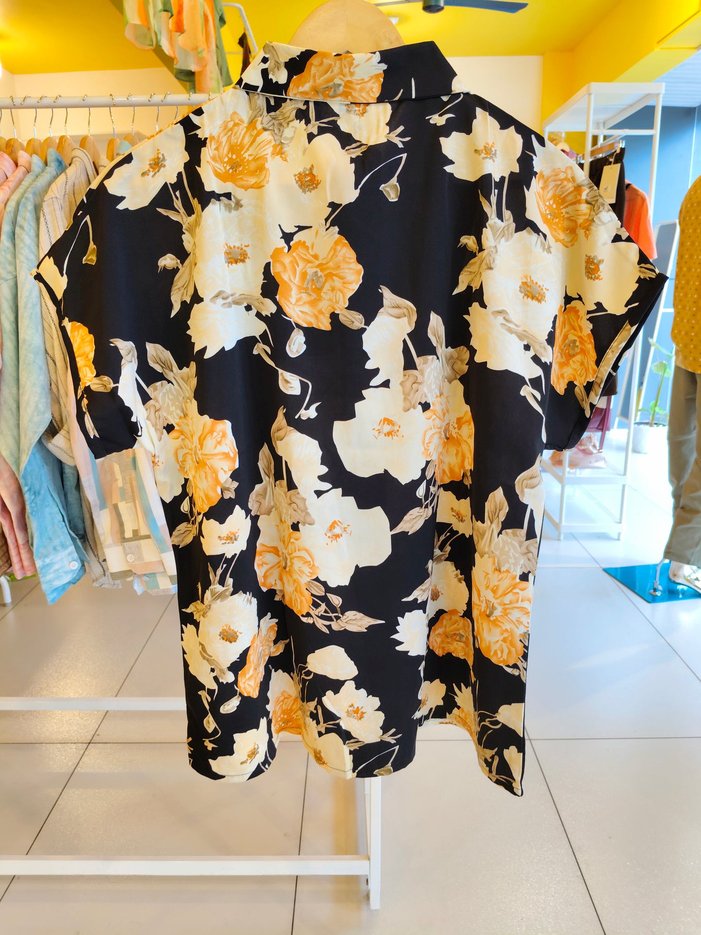 Ladies Top (XXL)