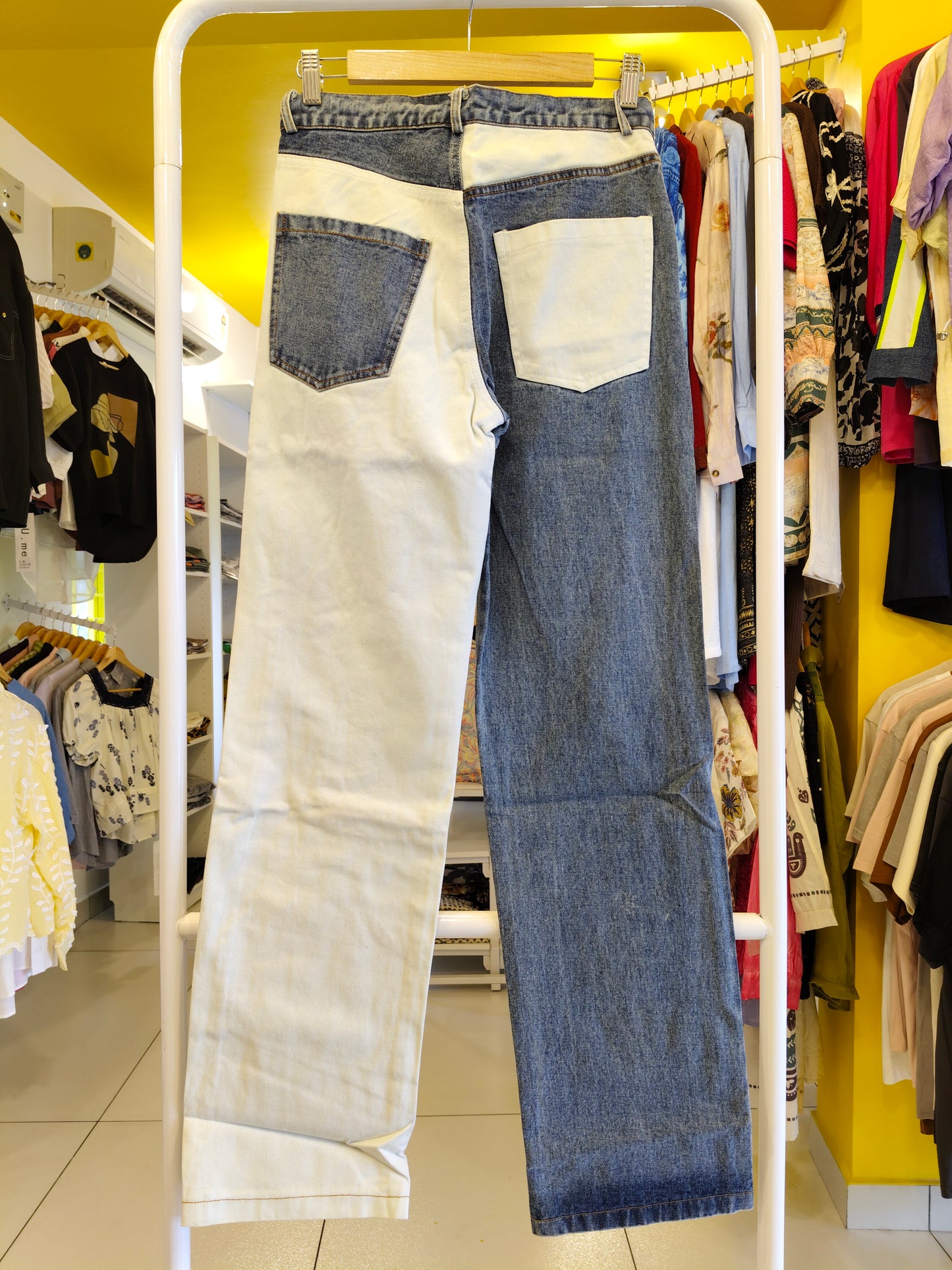Ripped Denim Jeans for Women (MEDIUM)