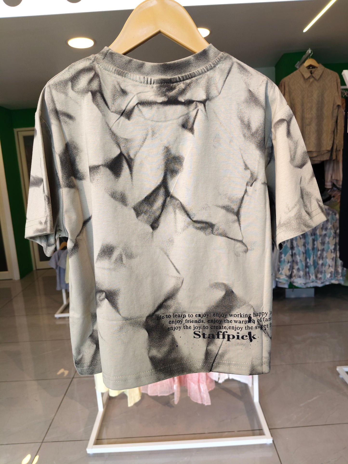 T-shirt for Kids ( Size 90)