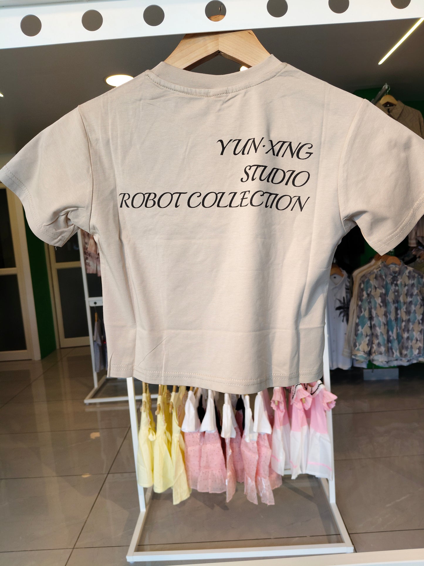 T-shirt for Kids ( Size 90)