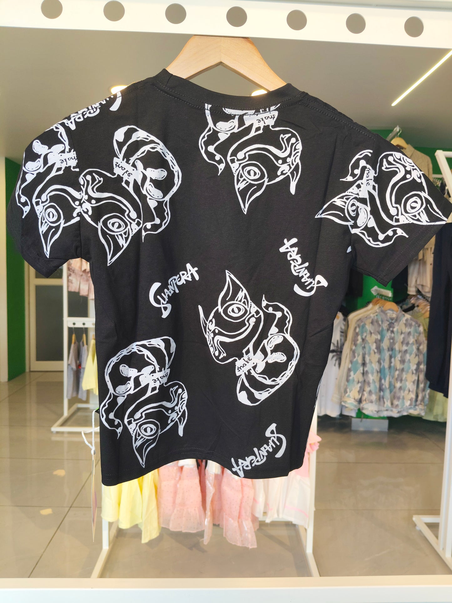 T-shirt for Kids ( Size 110)