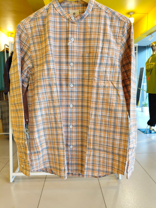 Men's Old Money Shirt (MEDIUM)